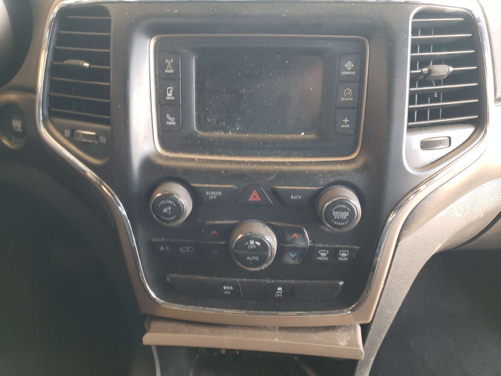 Photo 9 from auction – 2015 JEEP GRAND CHER with VIN 1C4RJFAG9FC691801