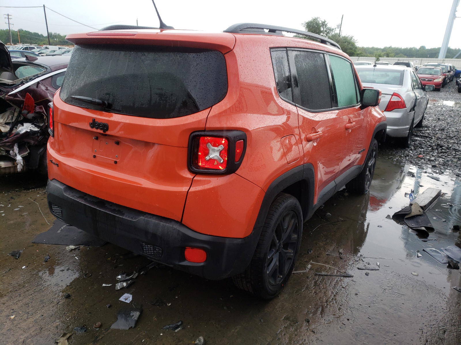 Photo 4 from auction – 2017 JEEP RENEGADE L with VIN ZACCJBBB2HPF62508