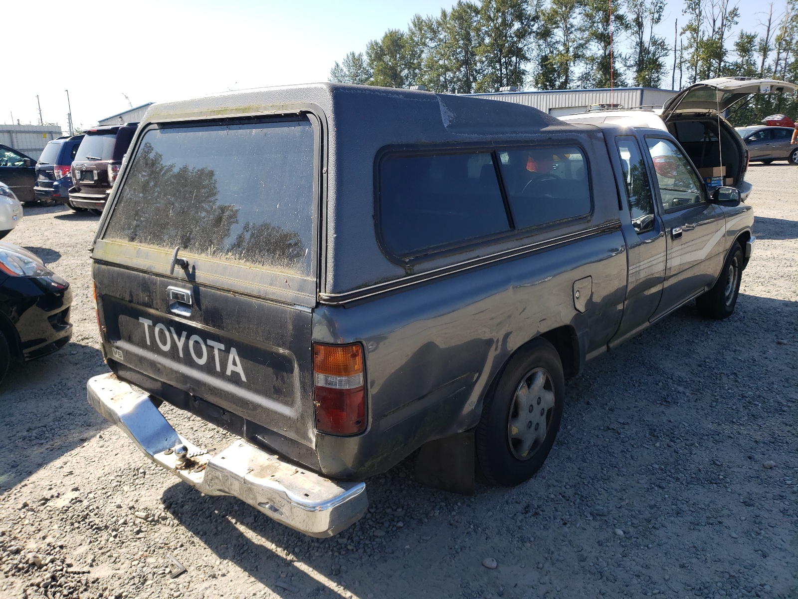 Photo 4 from auction – 1990 TOYOTA PICKUP 1/2 with VIN JT4VN93D2L5016346