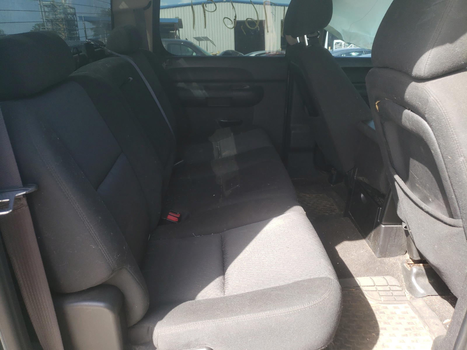 Photo 6 from auction – 2011 CHEVROLET SILVERADO with VIN 3GCPKSE32BG232010
