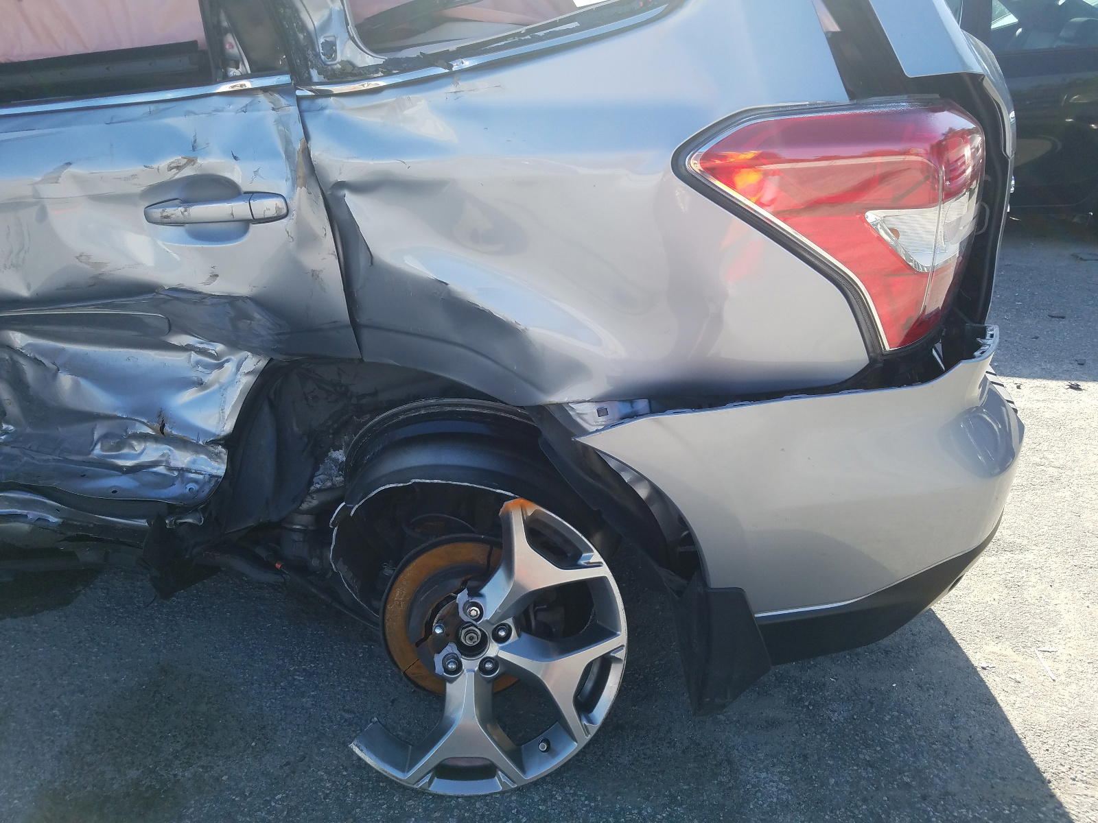 Photo 10 from auction – 2015 SUBARU FORESTER 2 with VIN JF2SJAWC1FH561686