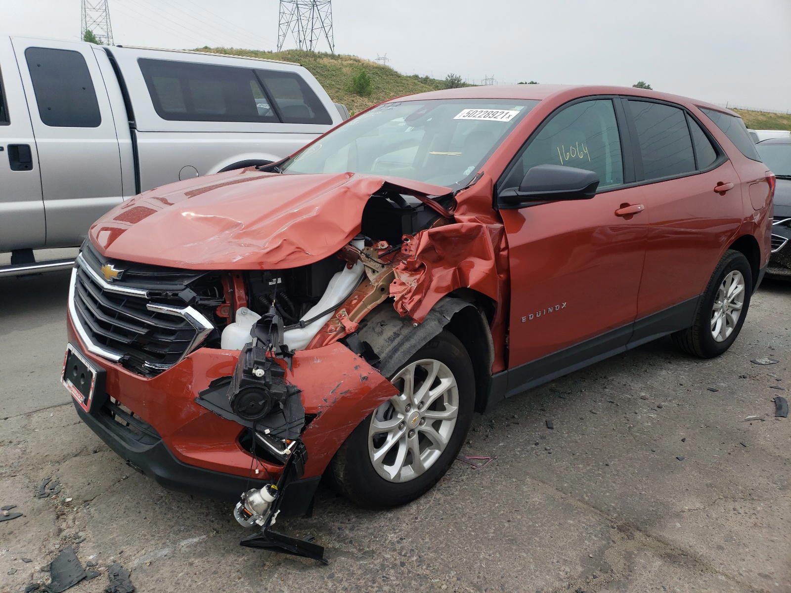 Photo 2 from auction – 2020 CHEVROLET EQUINOX LS with VIN 2GNAXHEV7L6261034