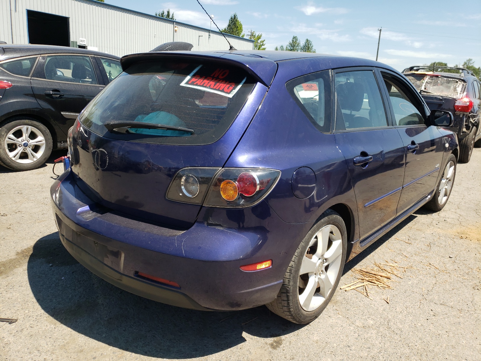 Foto 4 de la subasta – 2004 MAZDA 3 HATCHBAC con VIN JM1BK143241185701
