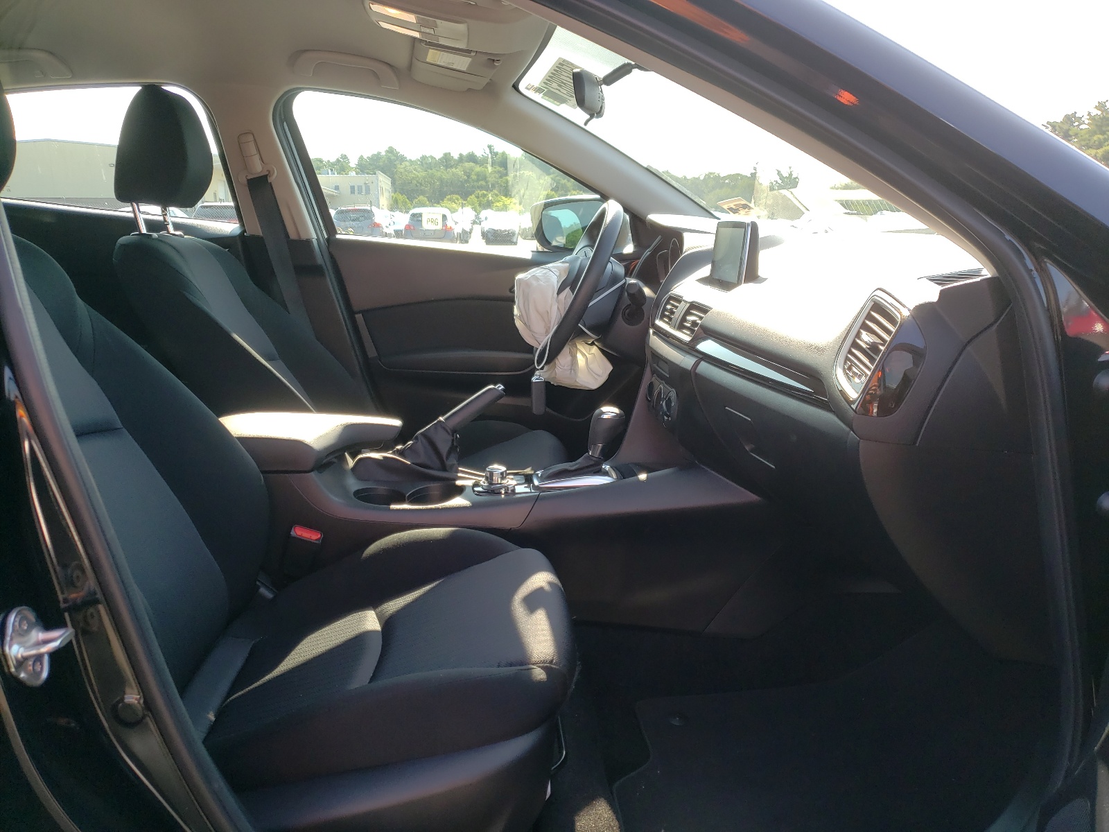 Photo 5 from auction – 2016 MAZDA 3 SPORT with VIN 3MZBM1J72GM242436