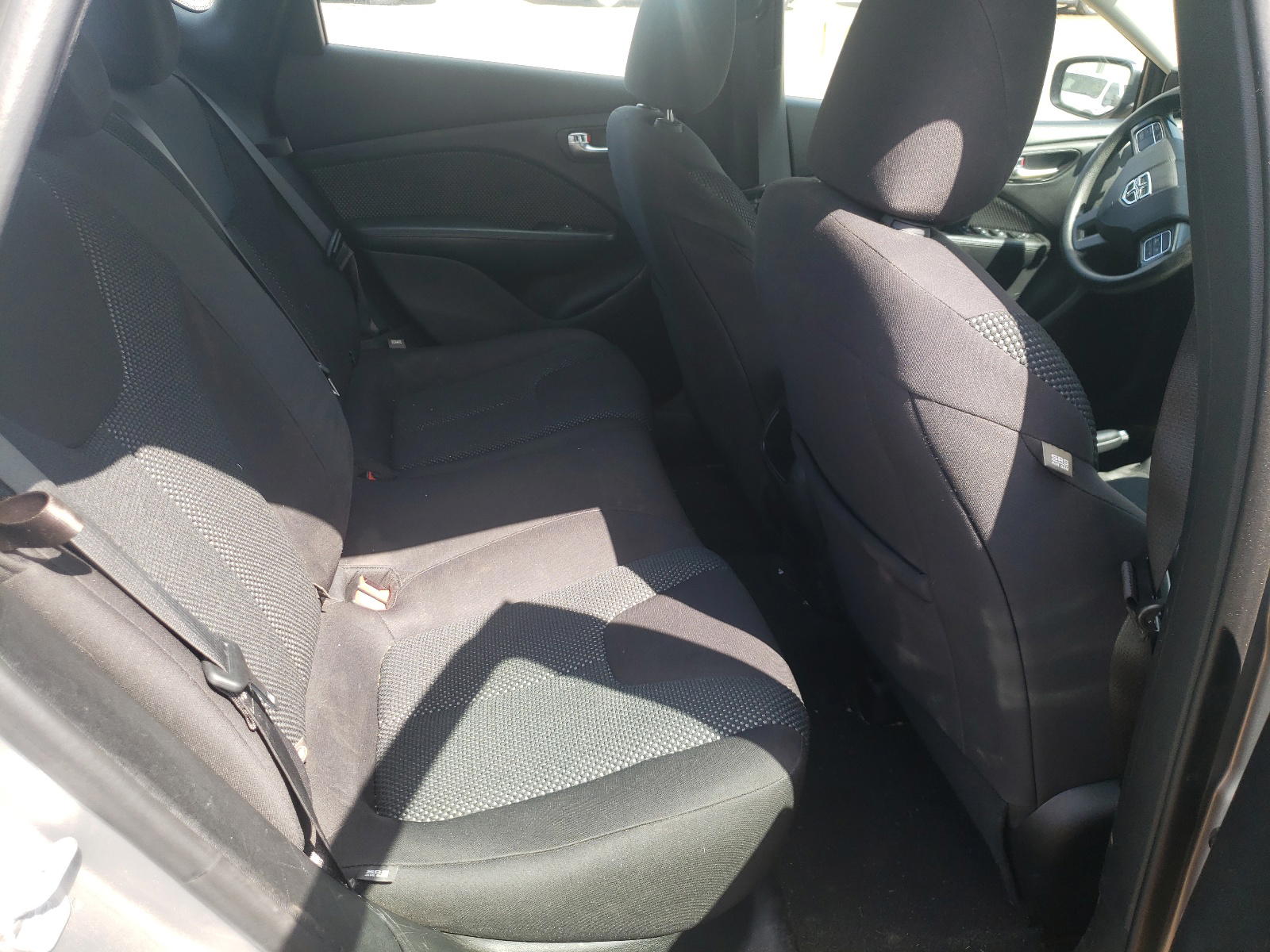 Photo 6 from auction – 2015 DODGE DART SE with VIN 1C3CDFAA1FD131780