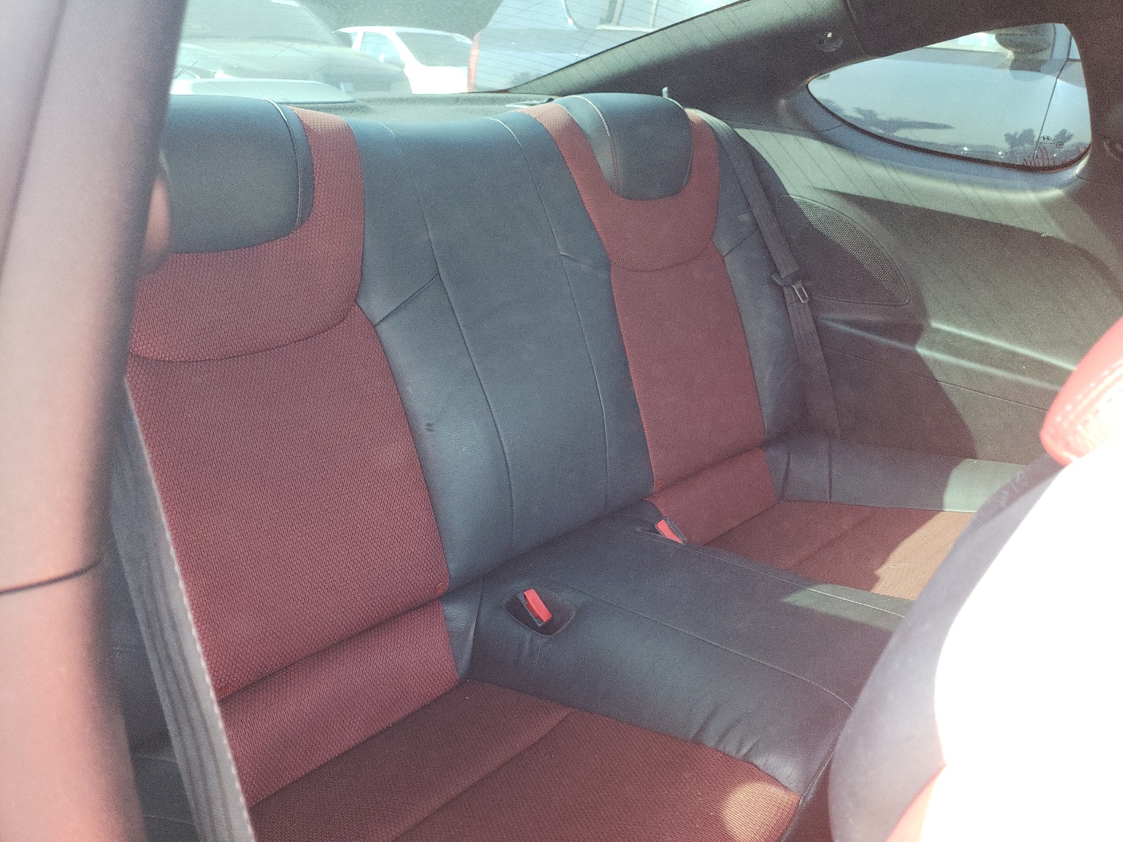 Photo 6 from auction – 2012 HYUNDAI GENESIS CO with VIN KMHHT6KD6CU069135