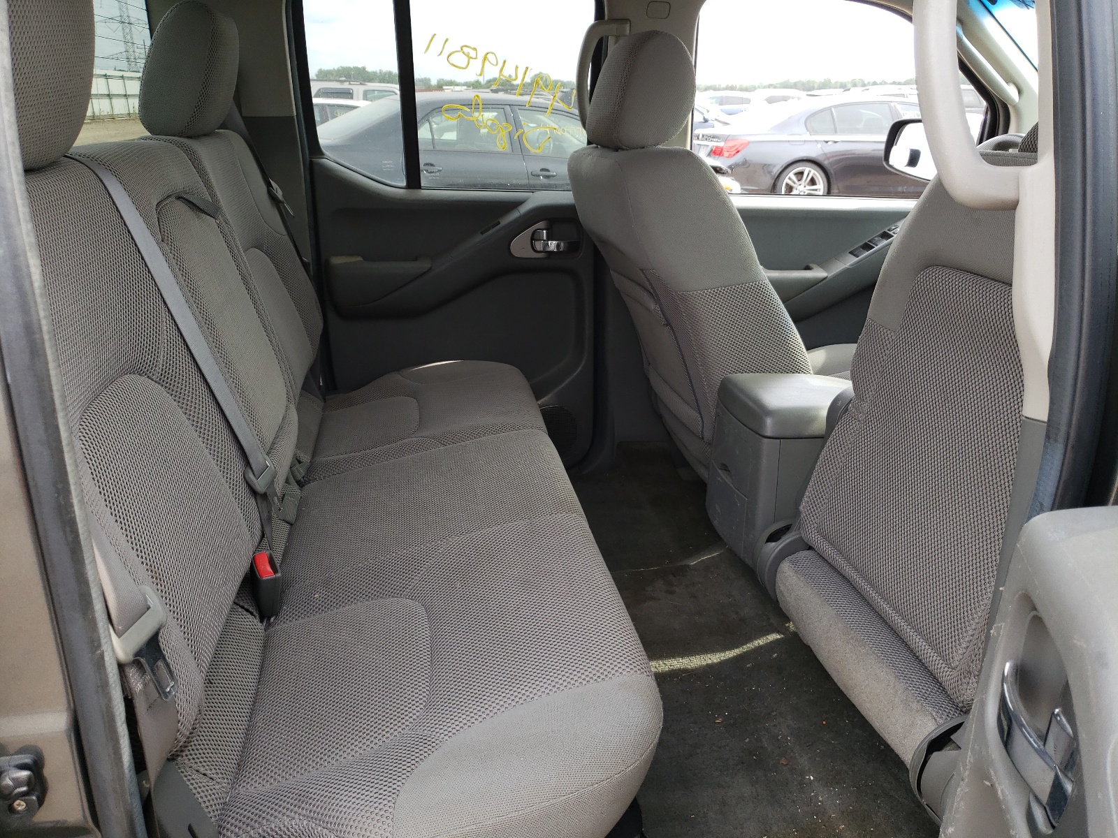 Photo 6 from auction – 2005 NISSAN FRONTIER C with VIN 1N6AD07W45C455553