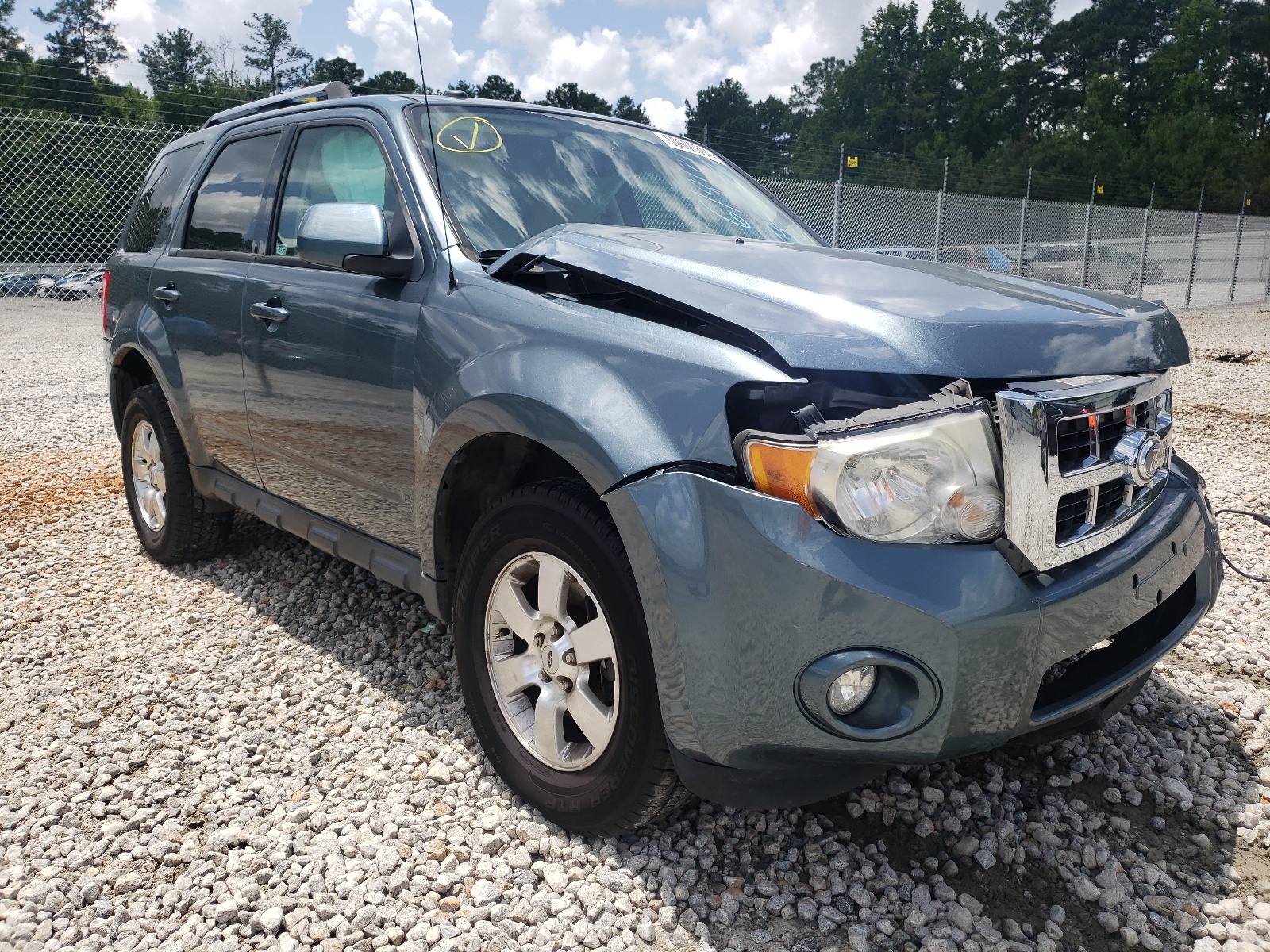 FORD ESCAPE LIM 2011 with VIN 1FMCU9EG3BKB35777 - Photo from auction