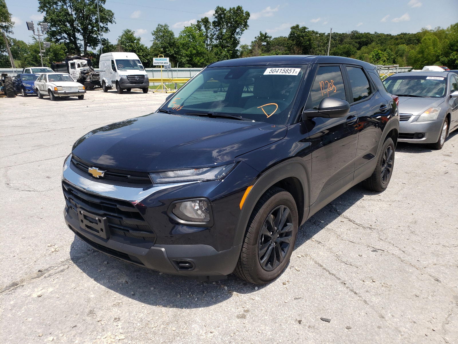 Photo 2 from auction – 2021 CHEVROLET TRAILBLAZE with VIN KL79MMS29MB008686