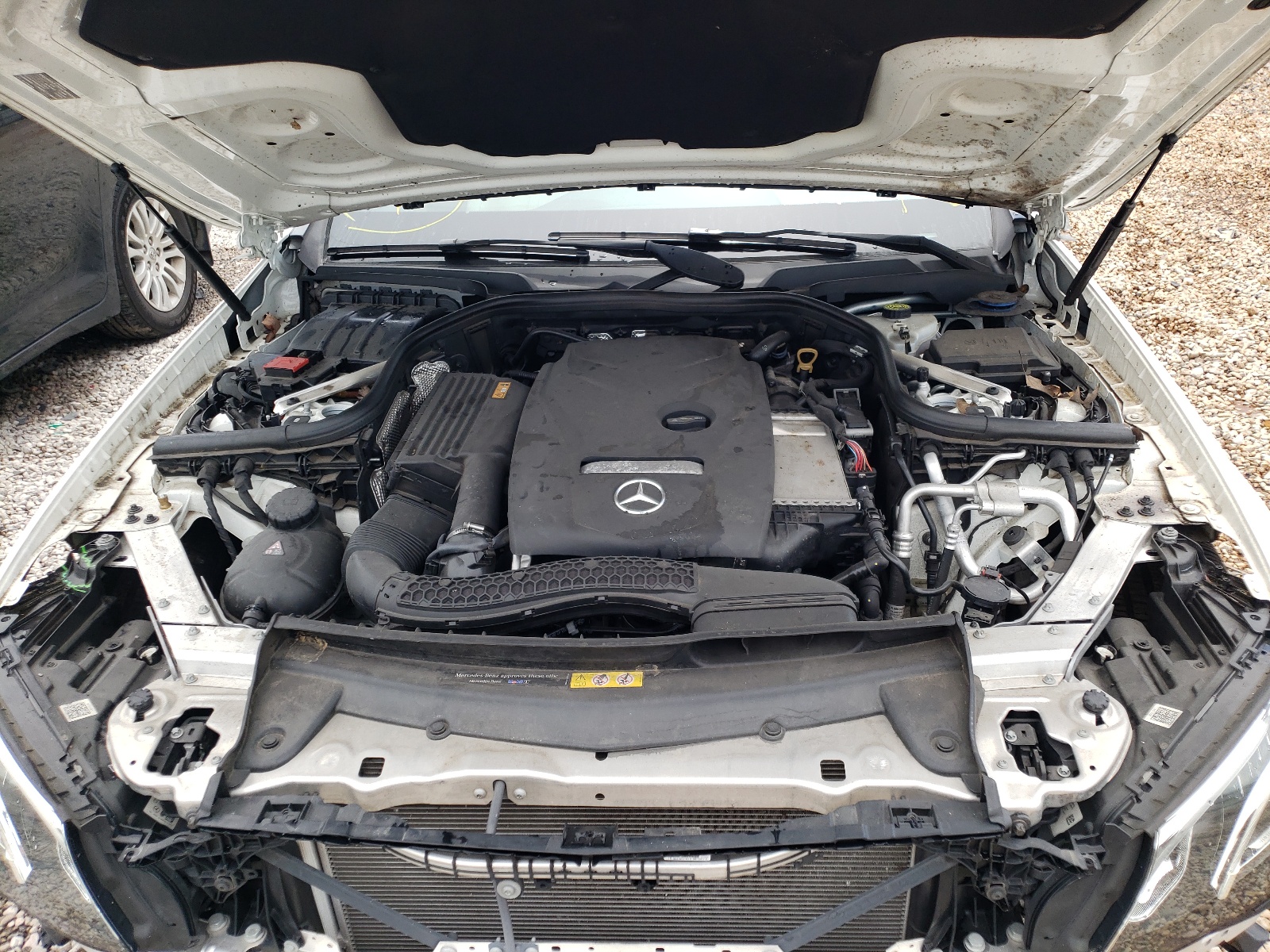 Photo 7 from auction – 2017 MERCEDES-BENZ E 300 with VIN WDDZF4JB5HA172453