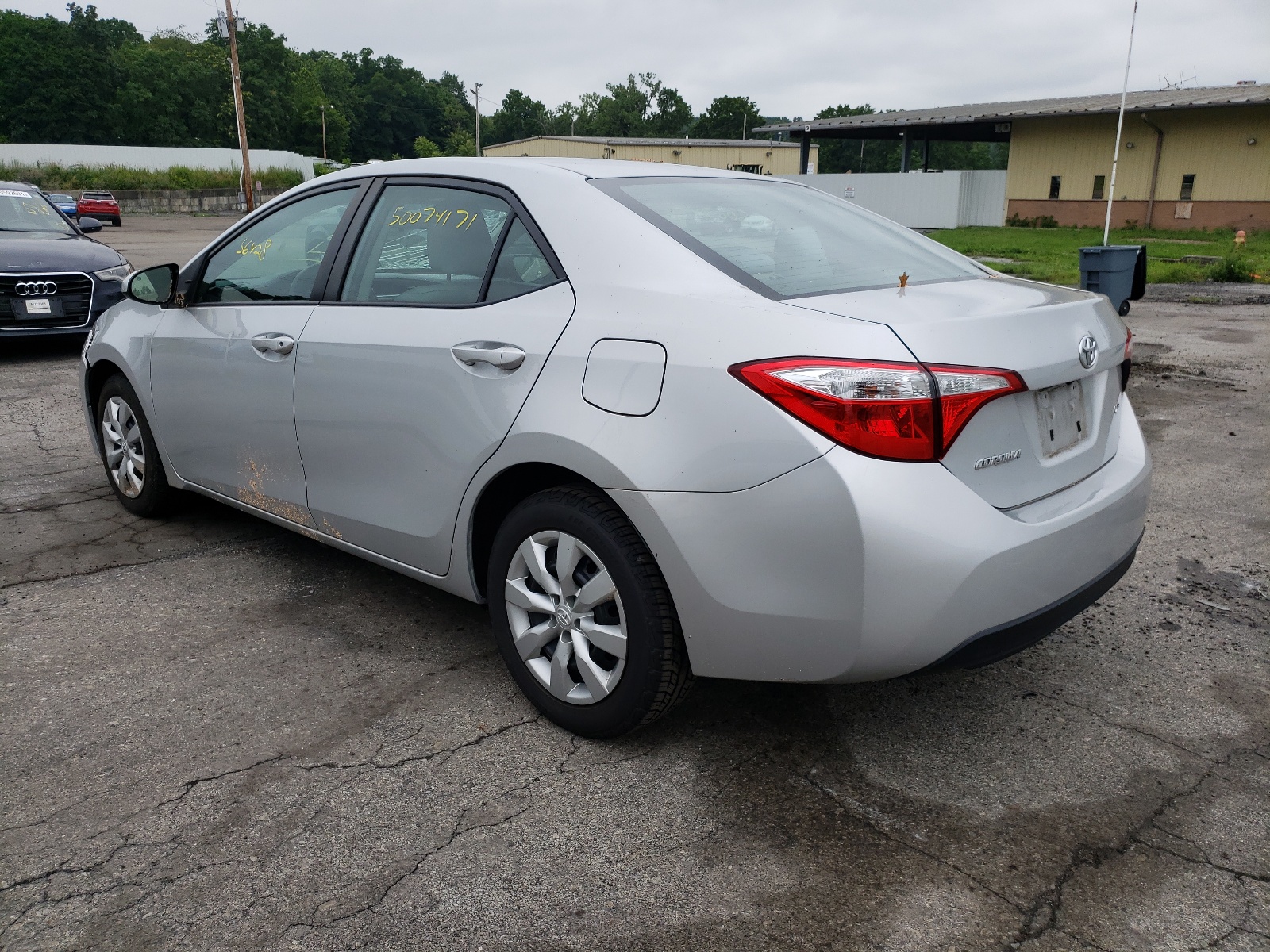 Zdjęcie 3 z aukcji – 2015 TOYOTA COROLLA L z VIN 2T1BURHE6FC386102