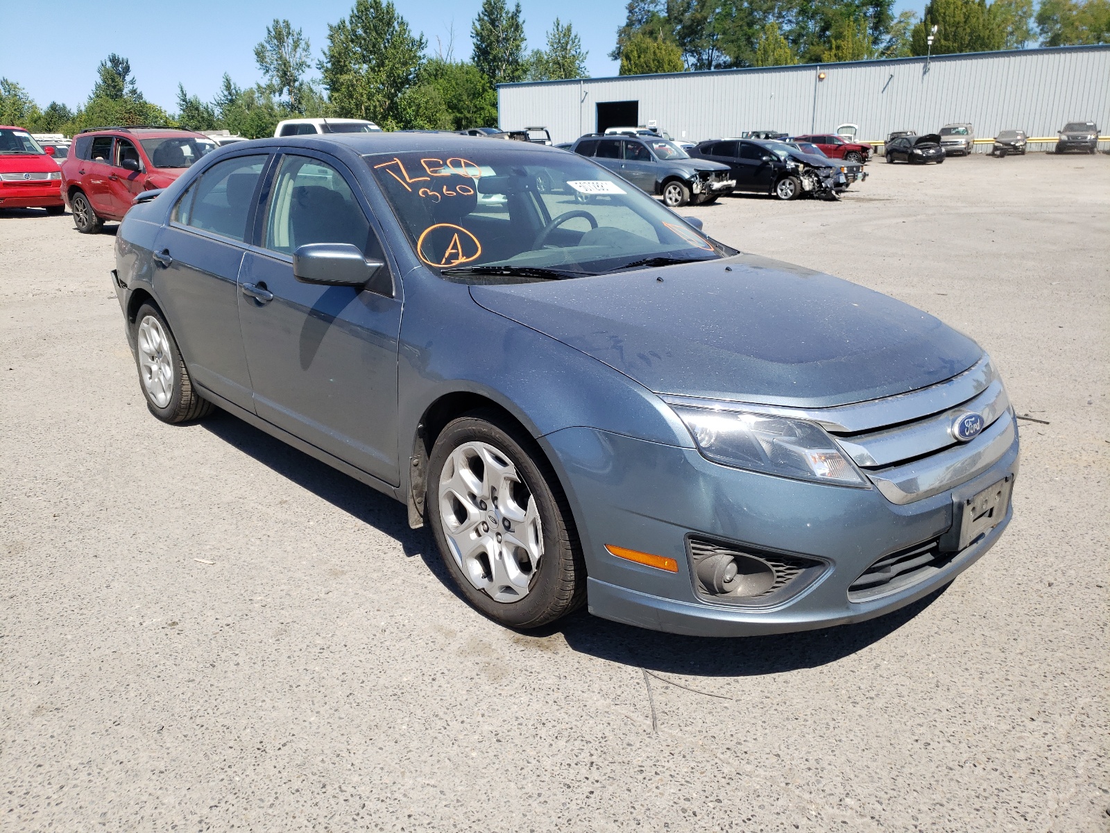 Photo 1 from auction – 2011 FORD FUSION with VIN 3FAHP0HA6BR161179