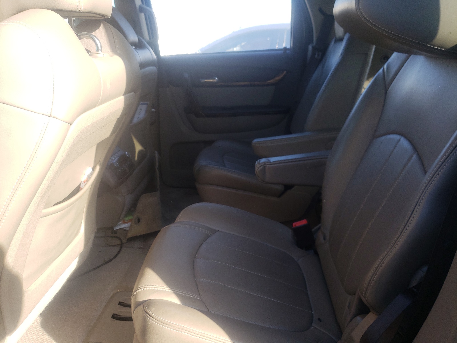 Photo 6 from auction – 2013 GMC ACADIA DEN with VIN 1GKKRTKD1DJ170999