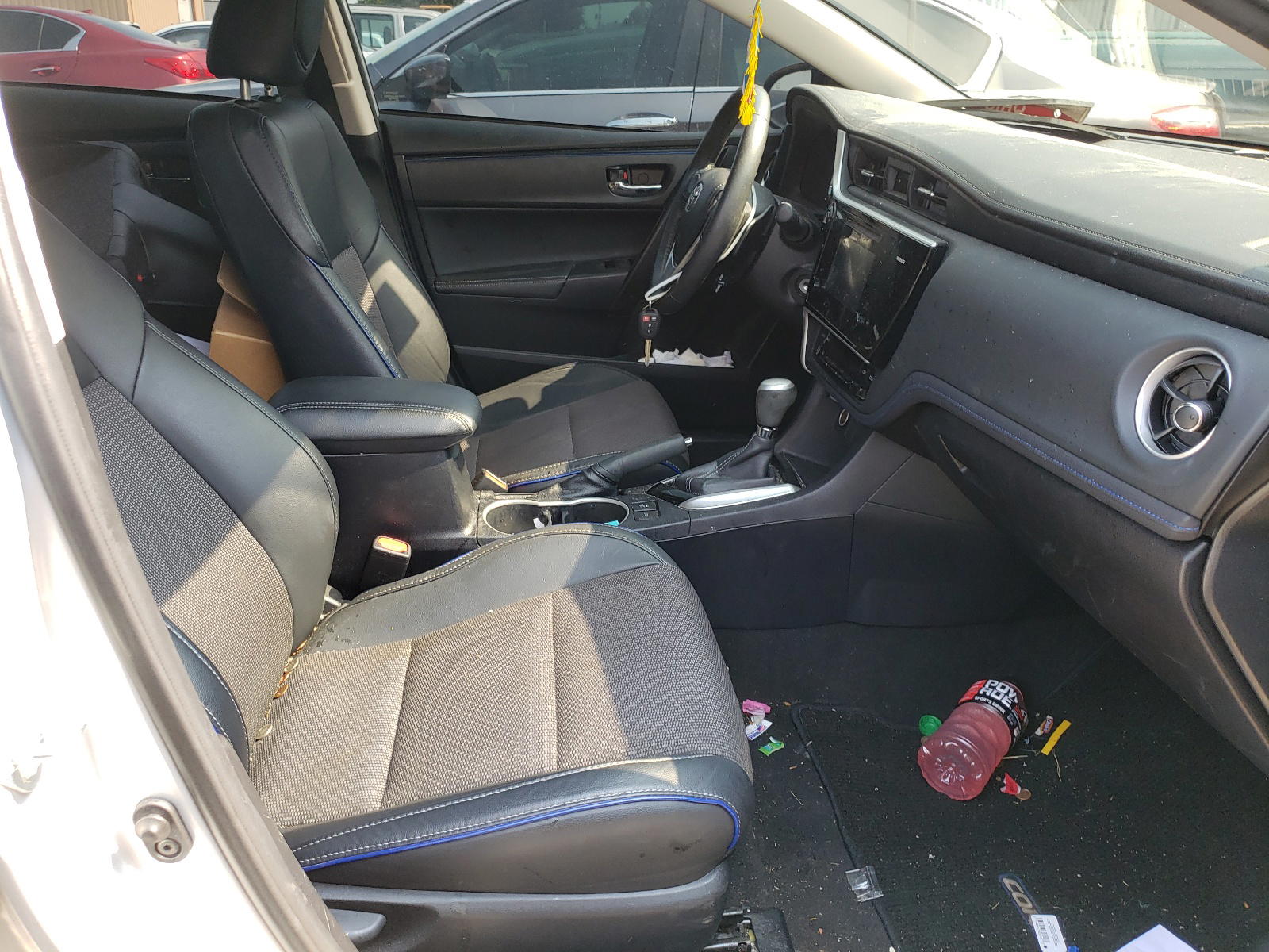 Photo 5 from auction – 2017 TOYOTA COROLLA L with VIN 2T1BURHEXHC916171