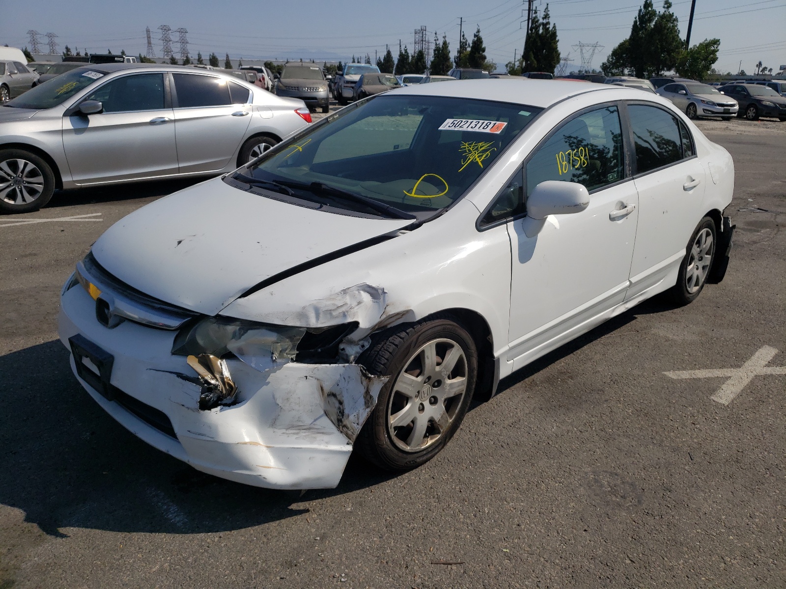 Photo 2 from auction – 2008 HONDA CIVIC LX with VIN 2HGFA16528H345930