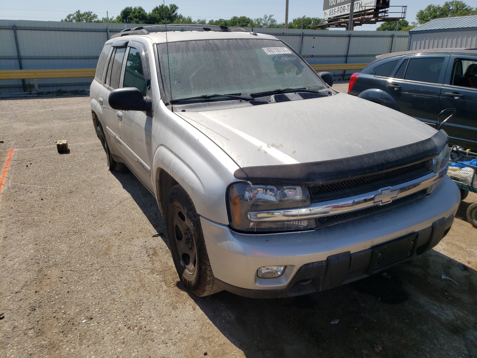 CHEVROLET TRAILBLAZE 2004 with VIN 1GNDT13S842182947 - Photo from auction