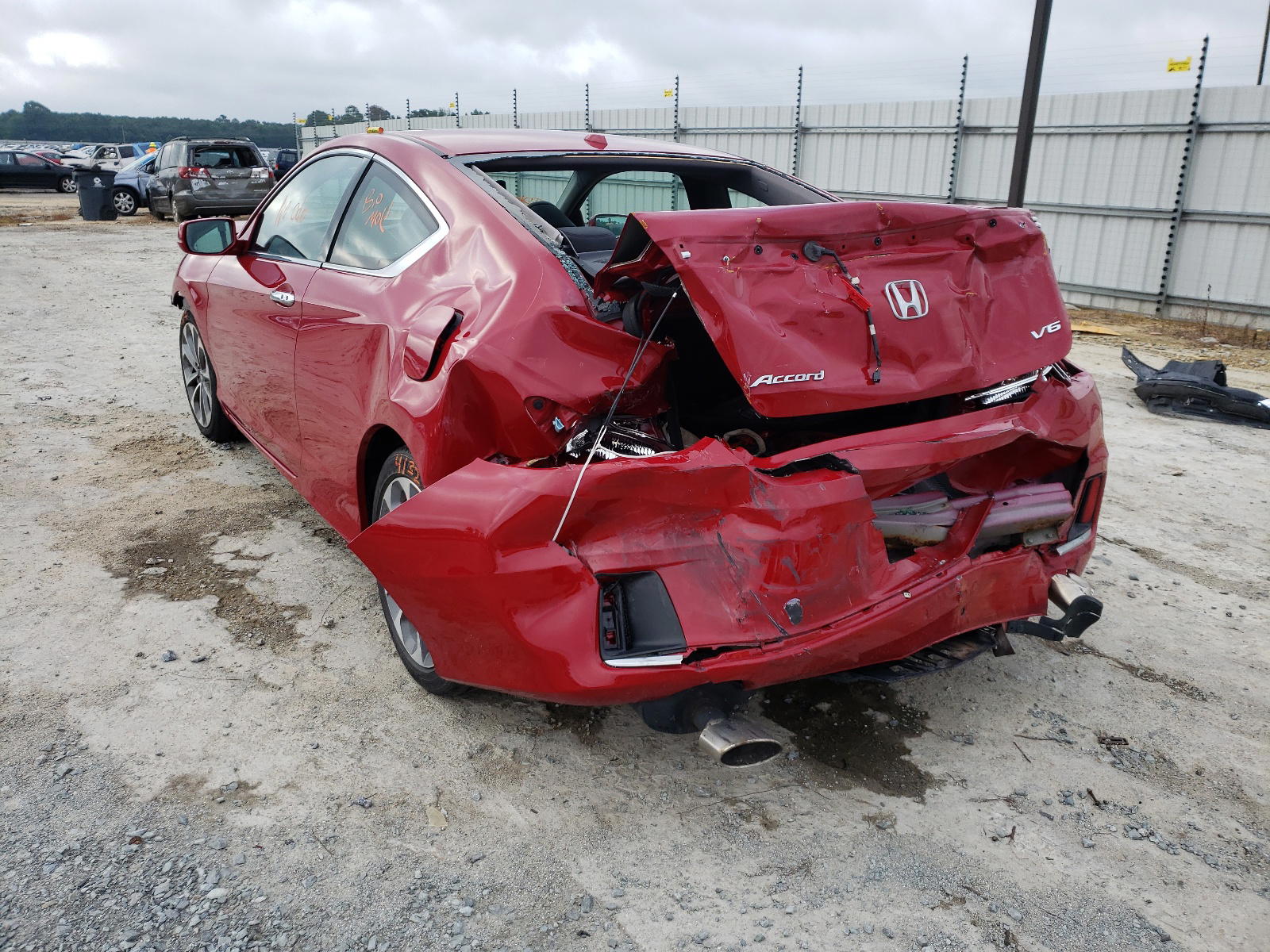 Photo 3 from auction – 2013 HONDA ACCORD with VIN 1HGCT2A80DA011019