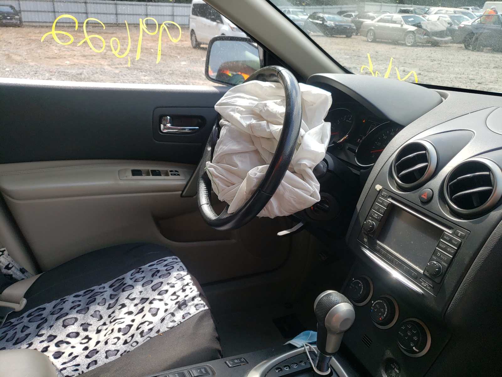 Photo 9 from auction – 2013 NISSAN ROGUE S with VIN JN8AS5MT0DW013872