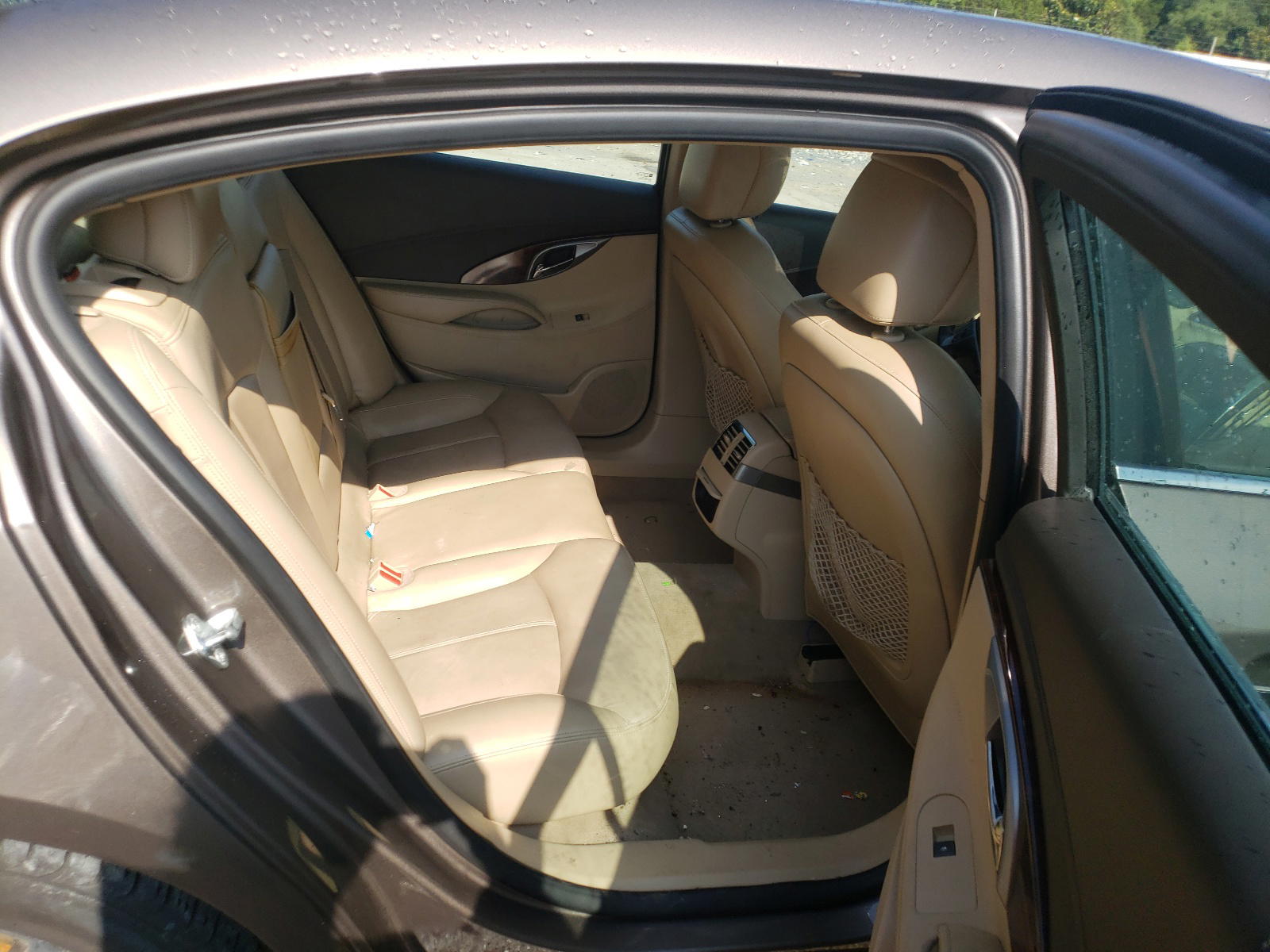 Photo 6 from auction – 2011 BUICK LACROSSE C with VIN 1G4GC5ED1BF270199