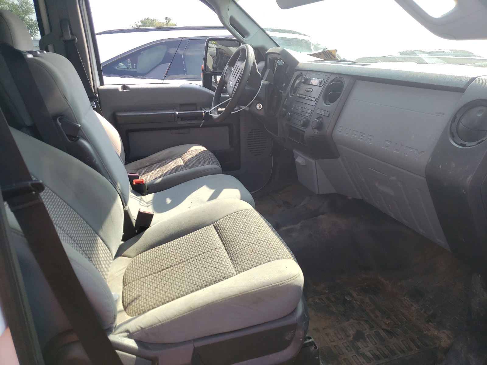 Photo 5 from auction – 2013 FORD F250 SUPER with VIN 1FT7W2A65DEB14385