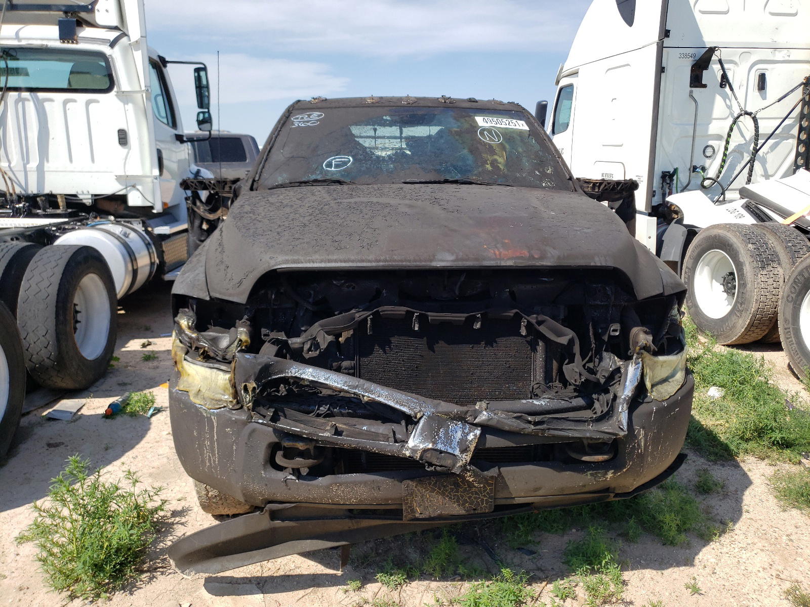 Photo 9 from auction – 2014 RAM 3500 ST with VIN 3C63RRGL0EG326978