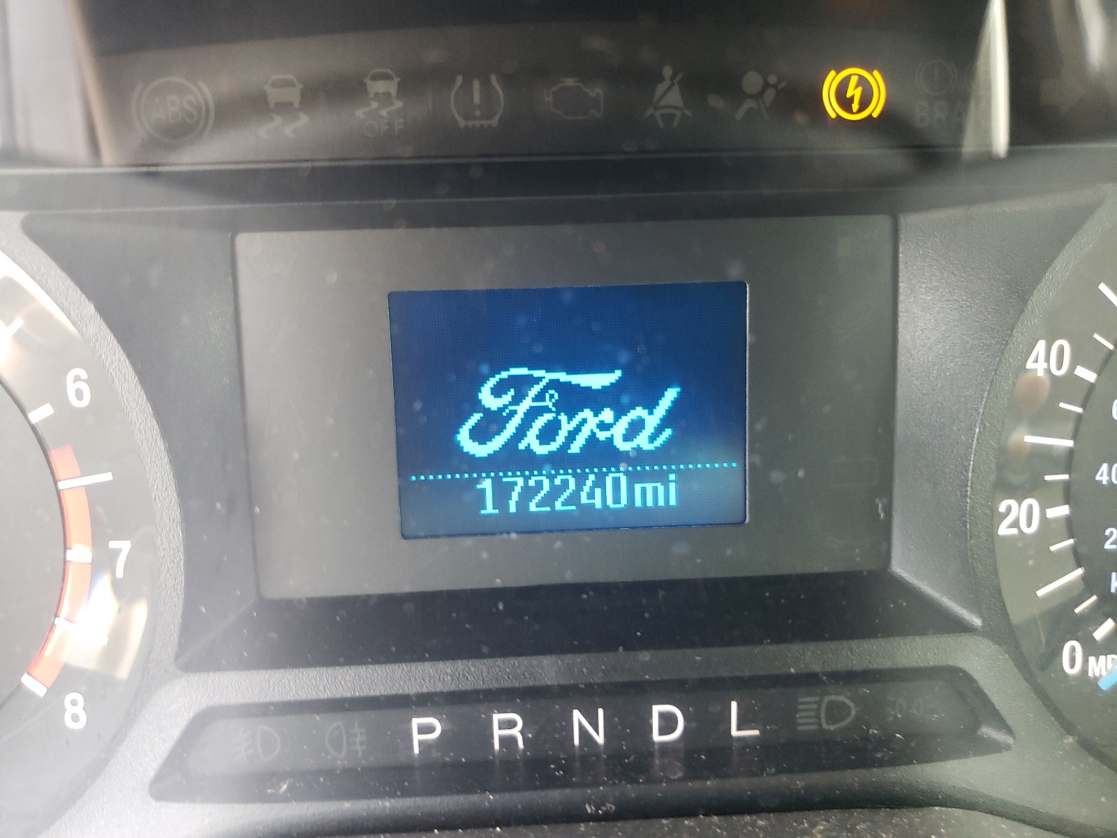 Photo 8 from auction – 2017 FORD FUSION S with VIN 3FA6P0G71HR184598