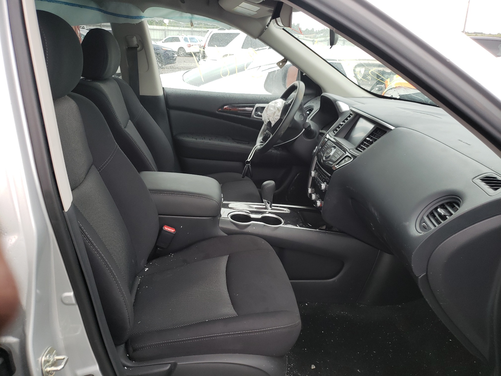 Photo 5 from auction – 2020 NISSAN PATHFINDER with VIN 5N1DR2AN0LC620049