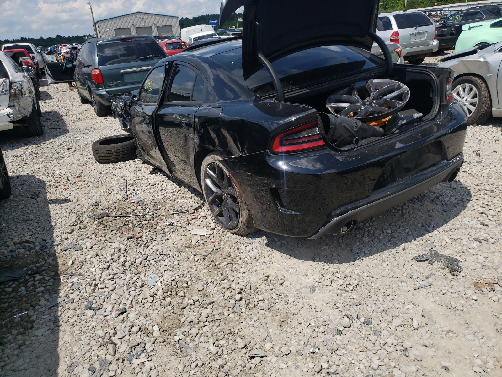 Photo 3 from auction – 2019 DODGE CHARGER R/ with VIN 2C3CDXCT6KH607376