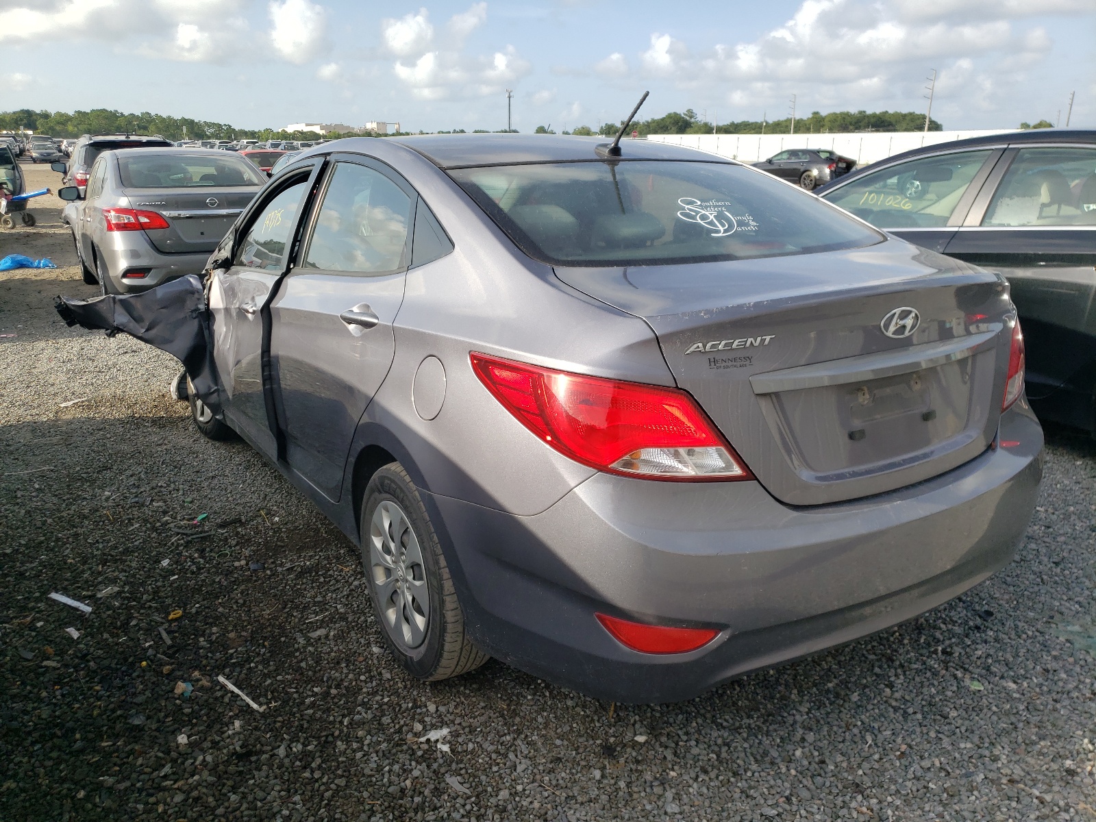 Photo 3 from auction – 2016 HYUNDAI ACCENT SE with VIN KMHCT4AE0GU985873