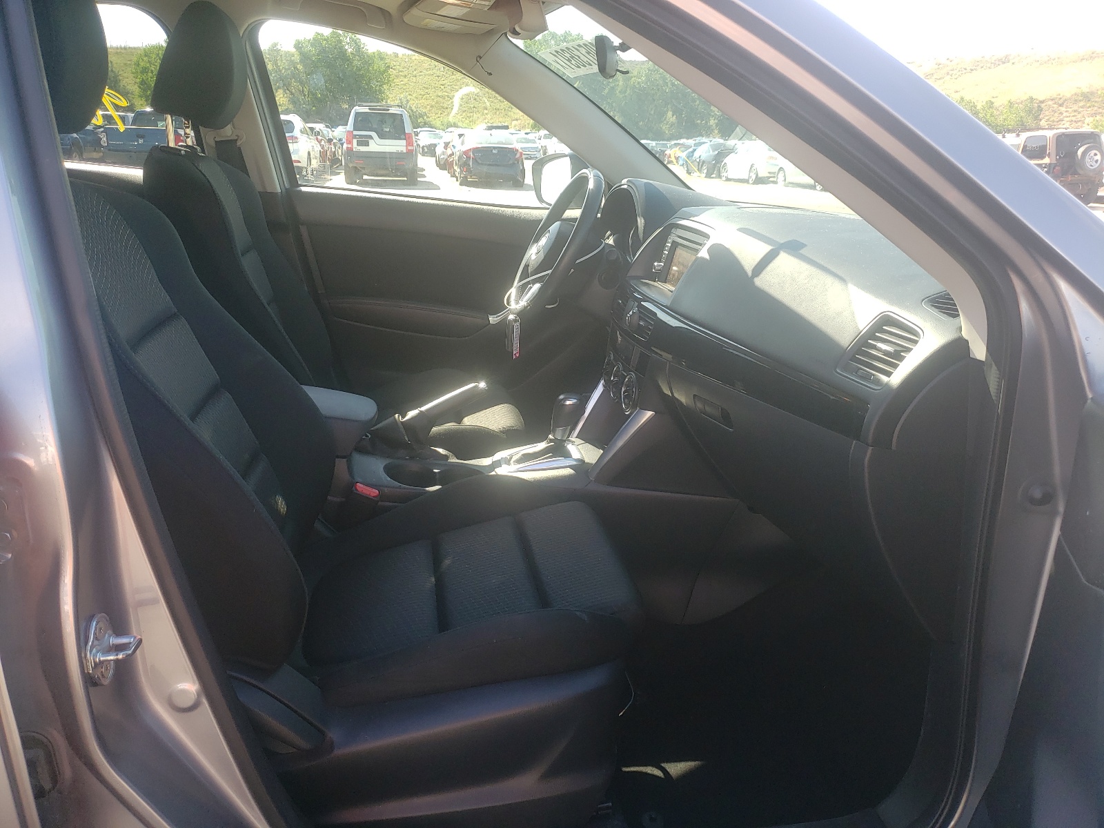 Photo 5 from auction – 2015 MAZDA CX-5 TOURI with VIN JM3KE4CY7F0532347