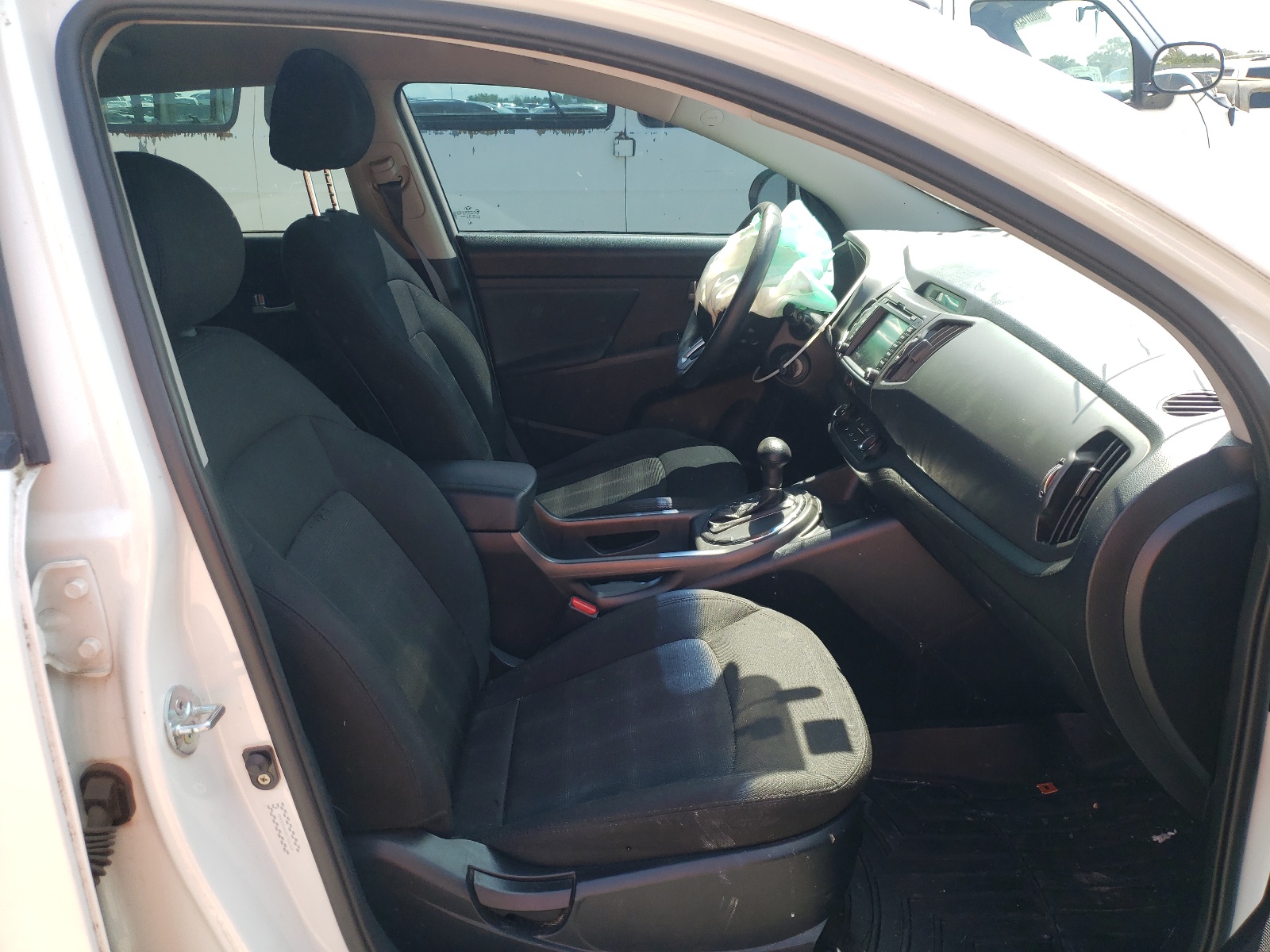 Photo 5 from auction – 2012 KIA SPORTAGE B with VIN KNDPB3A20C7251591