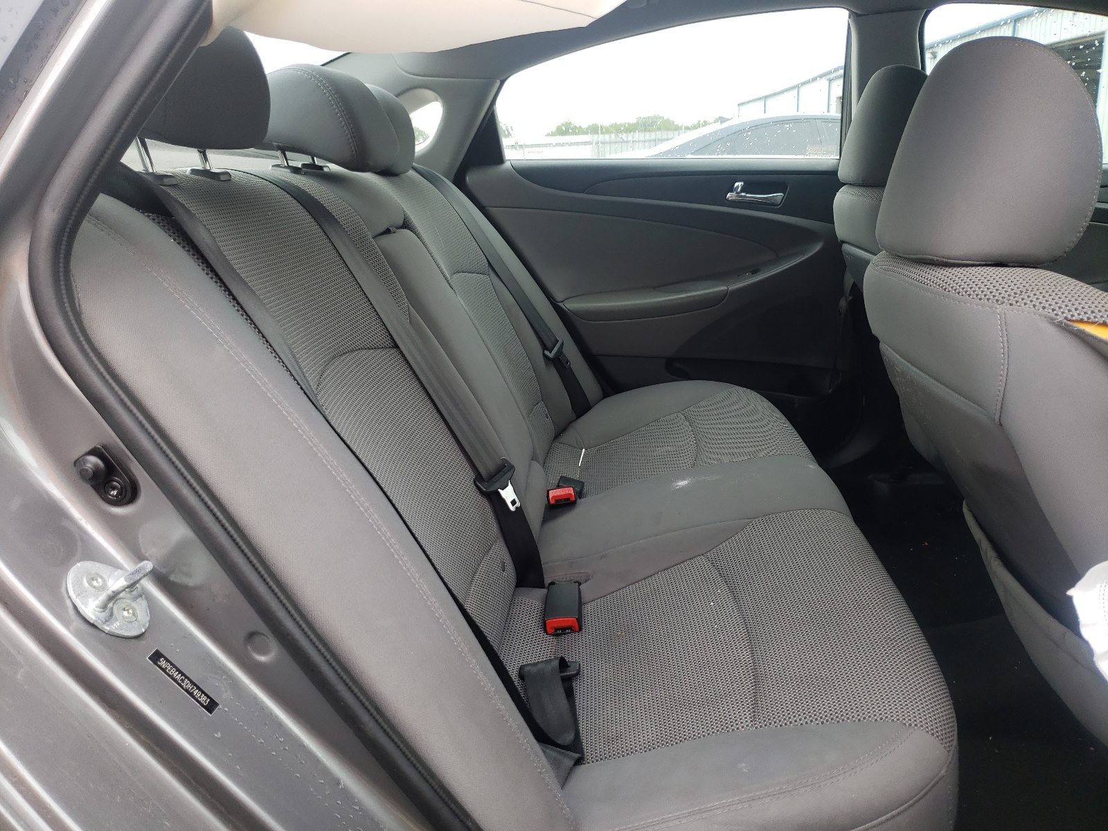 Photo 6 from auction – 2013 HYUNDAI SONATA GLS with VIN 5NPEB4AC3DH749383