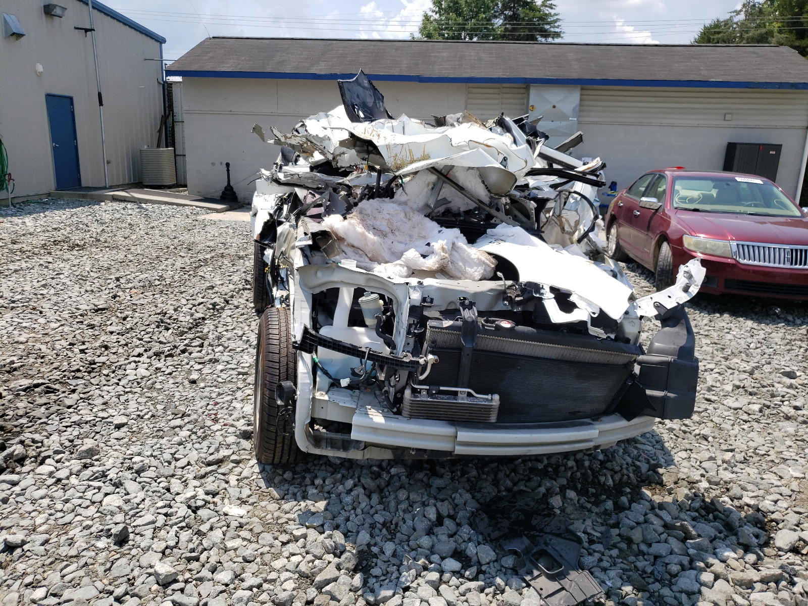 Photo 9 from auction – 2014 HONDA PILOT LX with VIN 5FNYF4H21EB035556