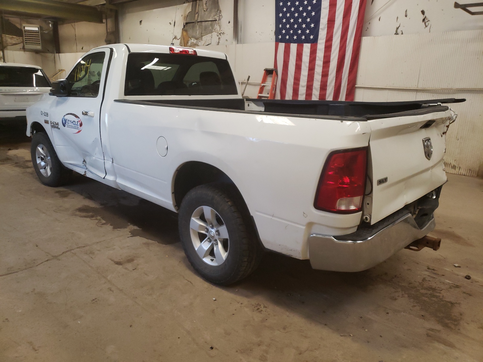 Photo 3 from auction – 2014 RAM 1500 SLT with VIN 3C6JR7ET9EG189036