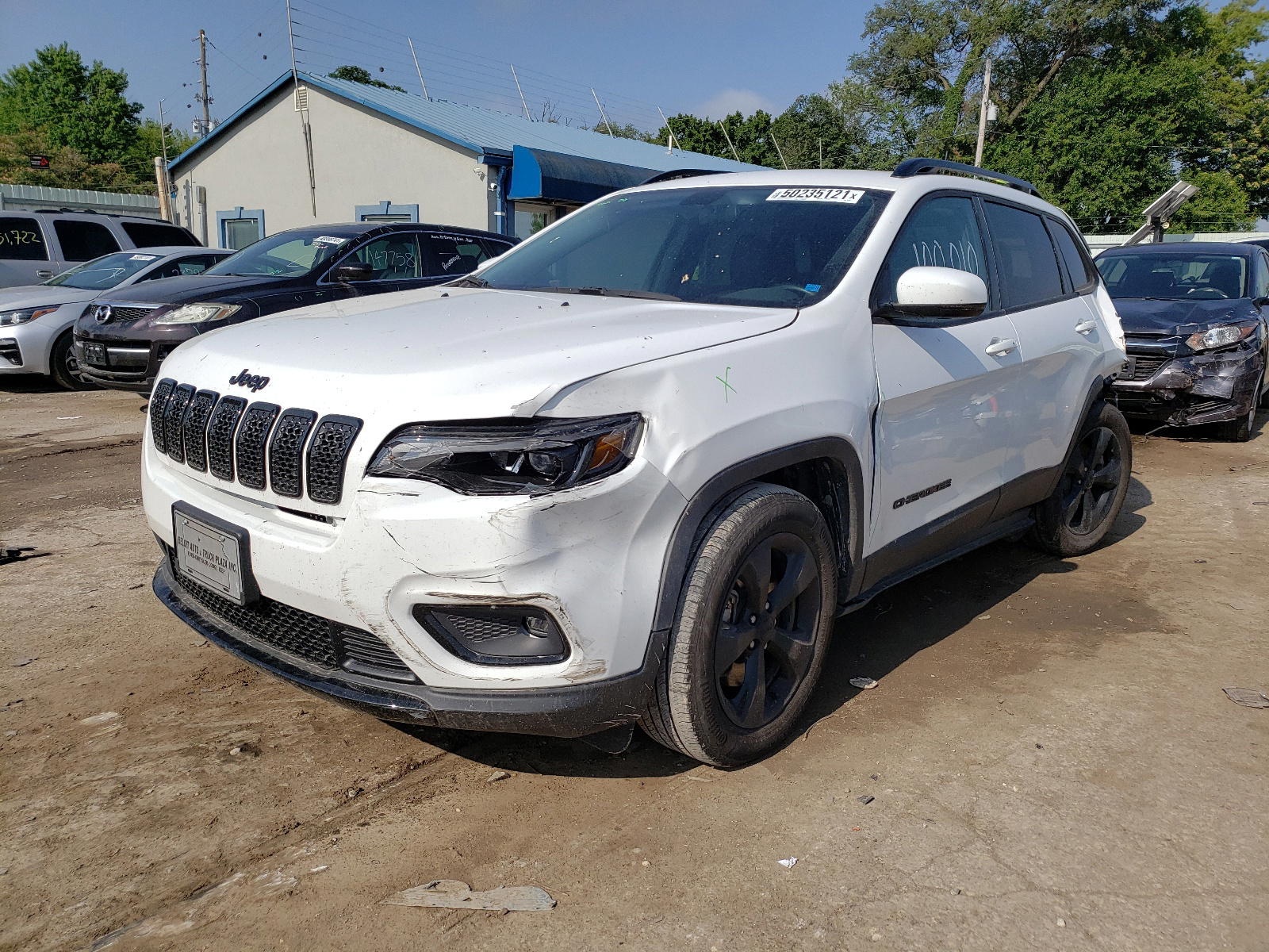 Photo 2 from auction – 2020 JEEP CHEROKEE L with VIN 1C4PJMLB4LD594797