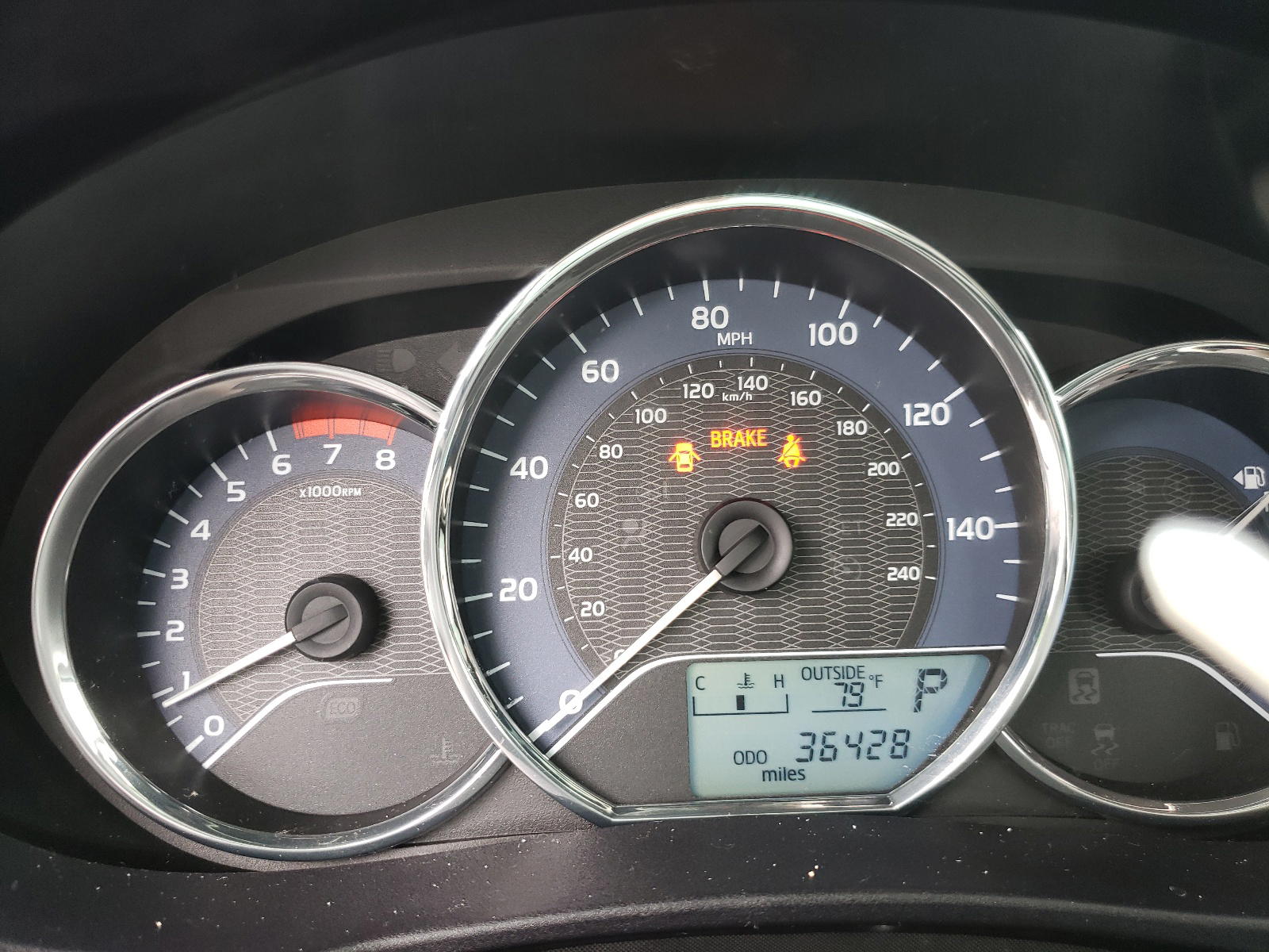 Photo 8 from auction – 2015 TOYOTA COROLLA L with VIN 2T1BURHE6FC386102