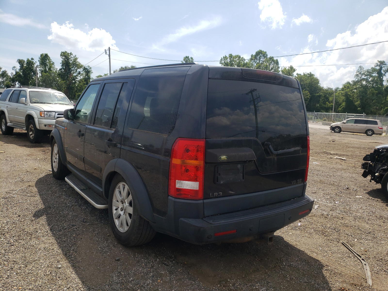 Photo 3 from auction – 2005 LAND ROVER LR3 with VIN SALAA25445A303463