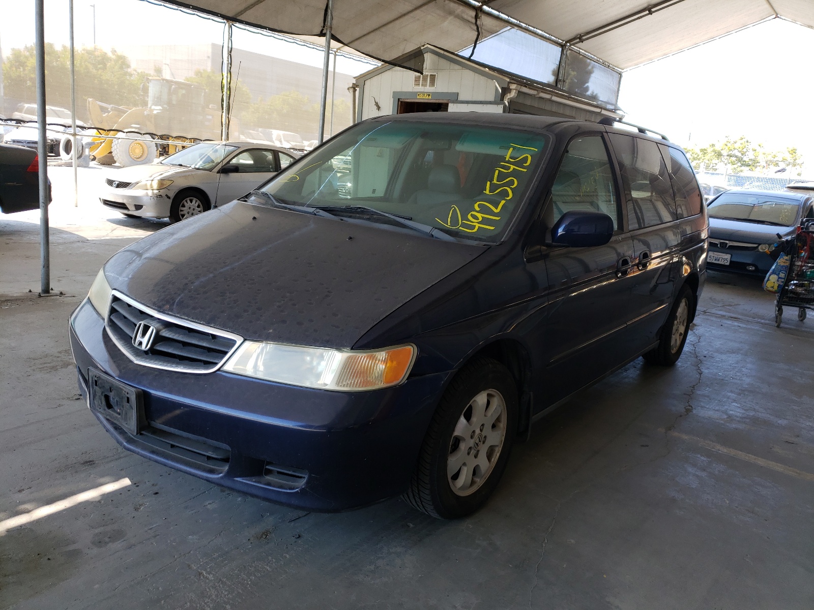 Photo 2 from auction – 2004 HONDA ODYSSEY EX with VIN 5FNRL18064B063748
