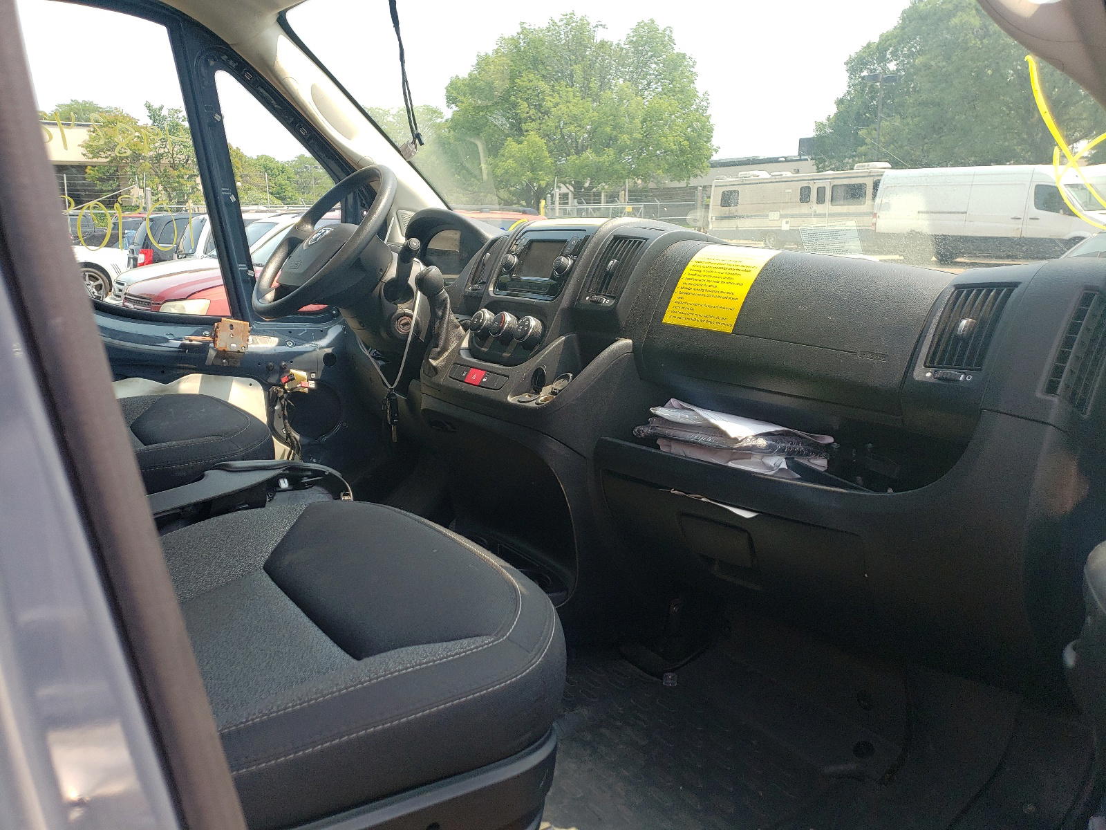 Photo 5 from auction – 2019 RAM PROMASTER with VIN 3C6TRVDG3KE521724