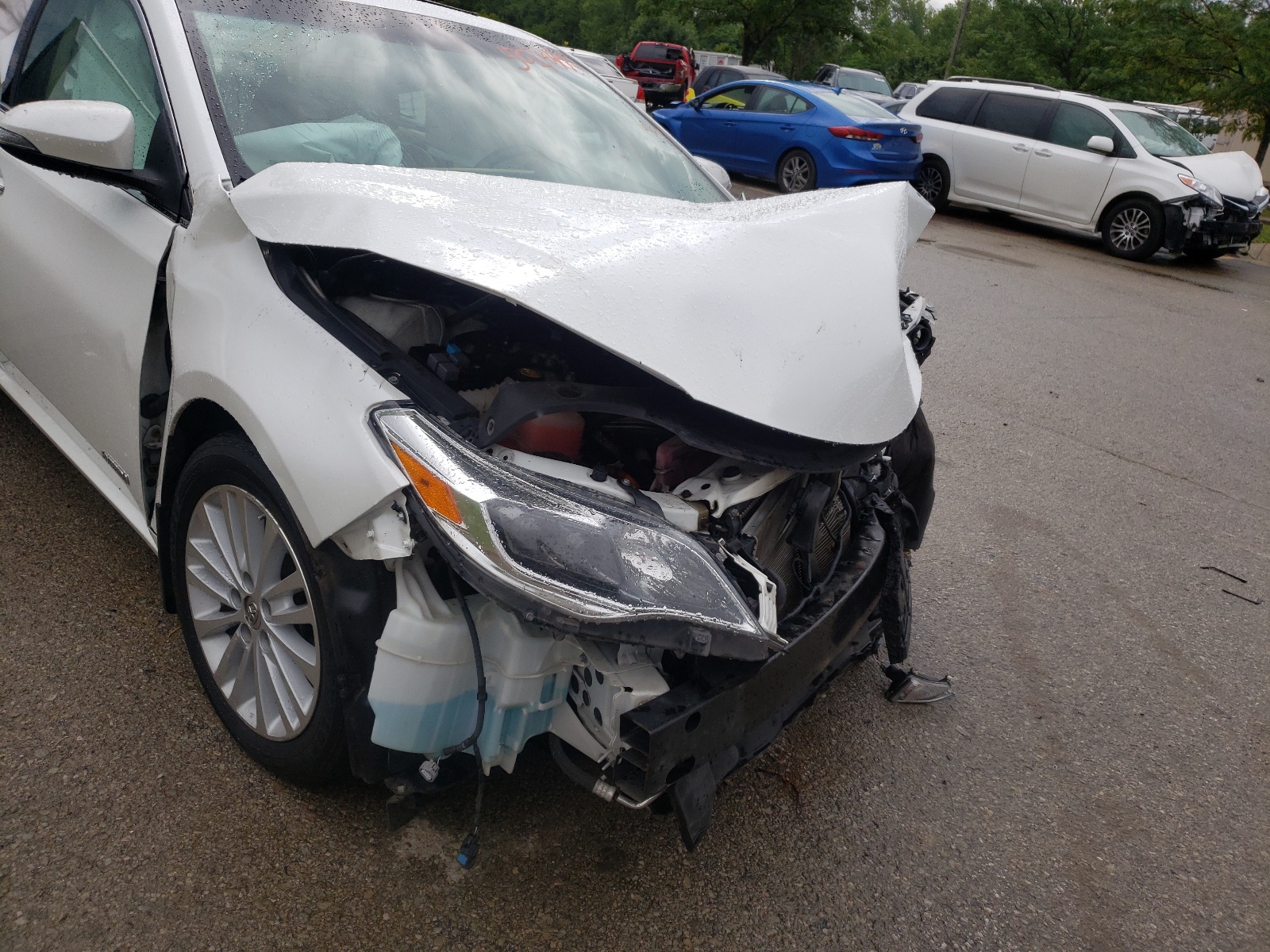 Photo 9 from auction – 2013 TOYOTA AVALON HYB with VIN 4T1BD1EBXDU003480