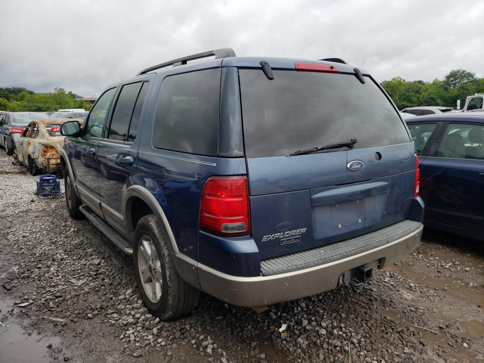 Photo 3 from auction – 2004 FORD EXPLORER E with VIN 1FMDU64K34UA63060