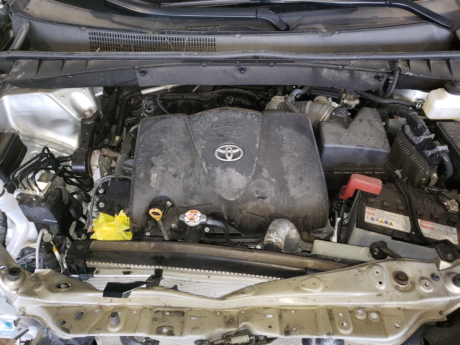 Photo 7 from auction – 2019 TOYOTA HIGHLANDER with VIN 5TDDZRFH4KS928855