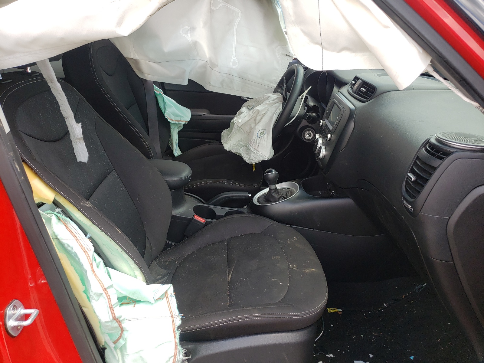 Photo 5 from auction – 2019 KIA SOUL with VIN KNDJN2A23K7006077