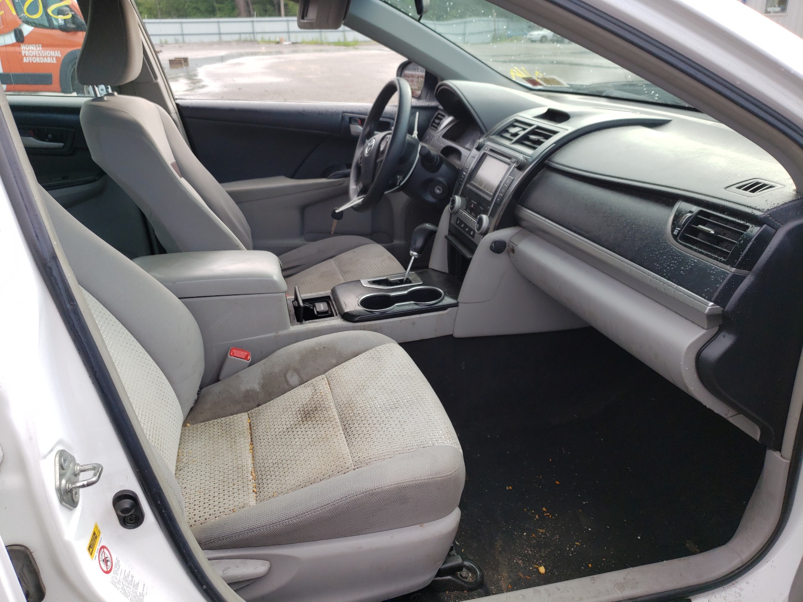 Photo 5 from auction – 2013 TOYOTA CAMRY L with VIN 4T4BF1FKXDR296859