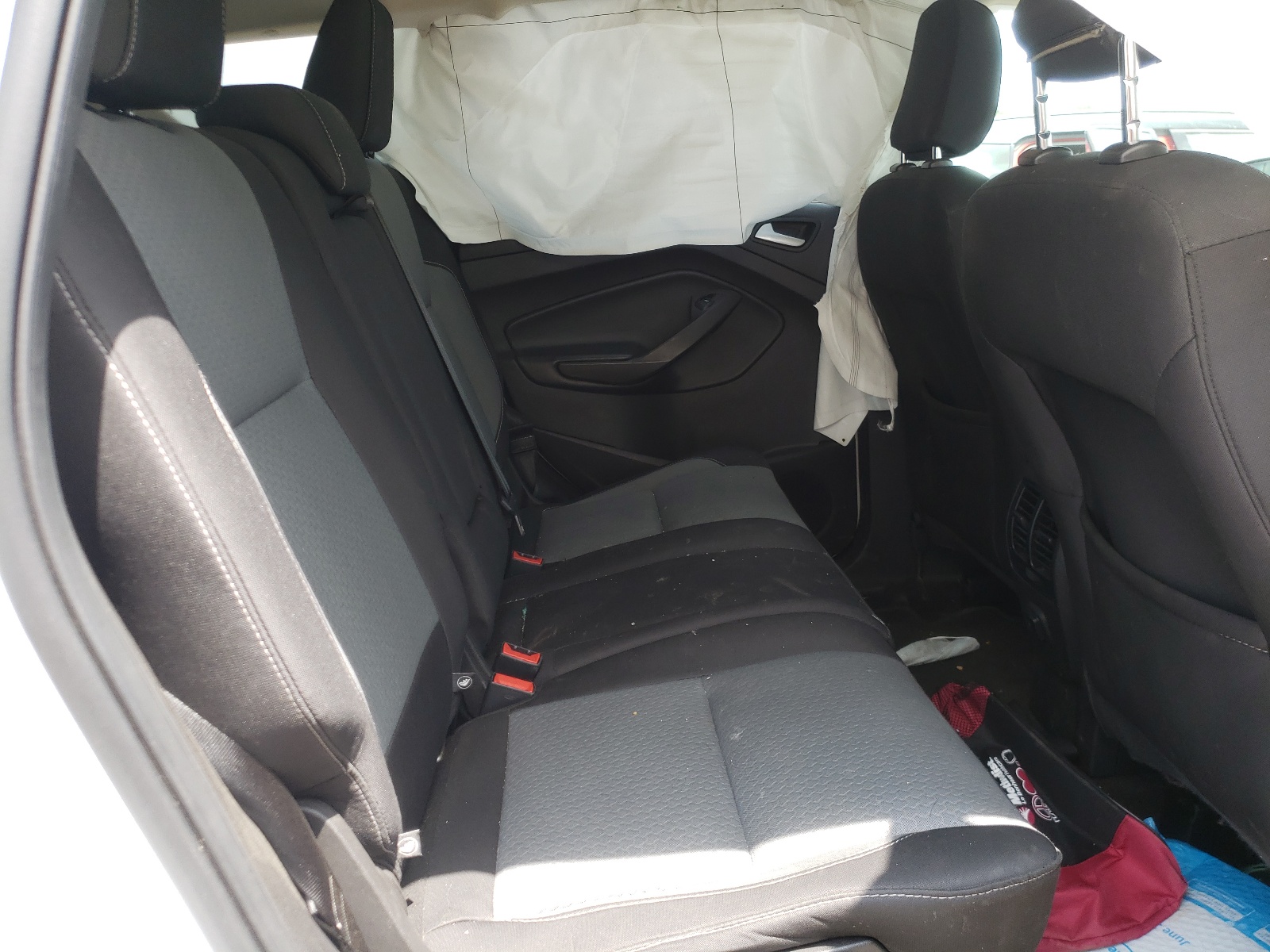 Photo 6 from auction – 2018 FORD ESCAPE SE with VIN 1FMCU9GD8JUD56636