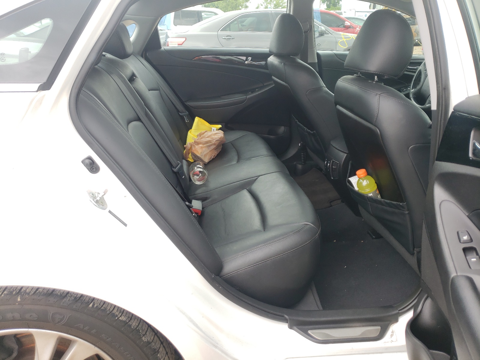 Photo 6 from auction – 2013 HYUNDAI SONATA SE with VIN 5NPEC4ACXDH706821