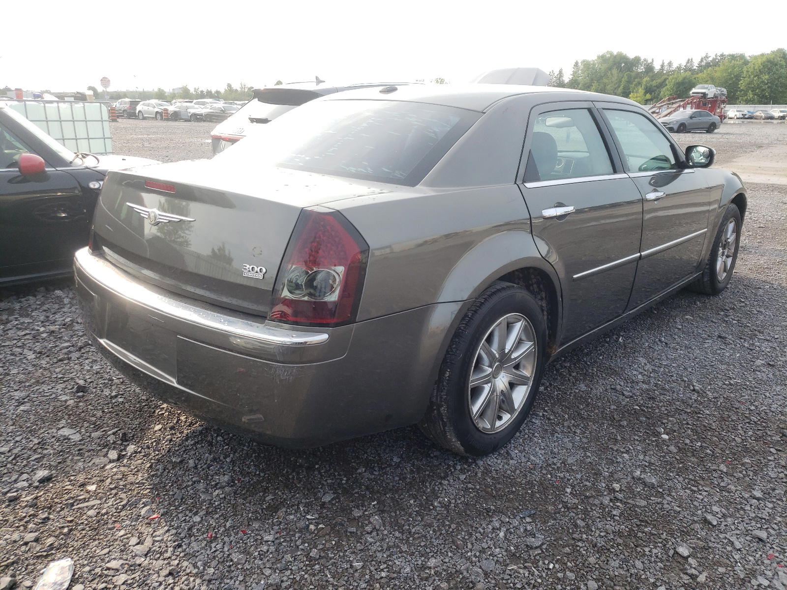 Photo 4 from auction – 2010 CHRYSLER 300 LIMITE with VIN 2C3CA3CV1AH126517