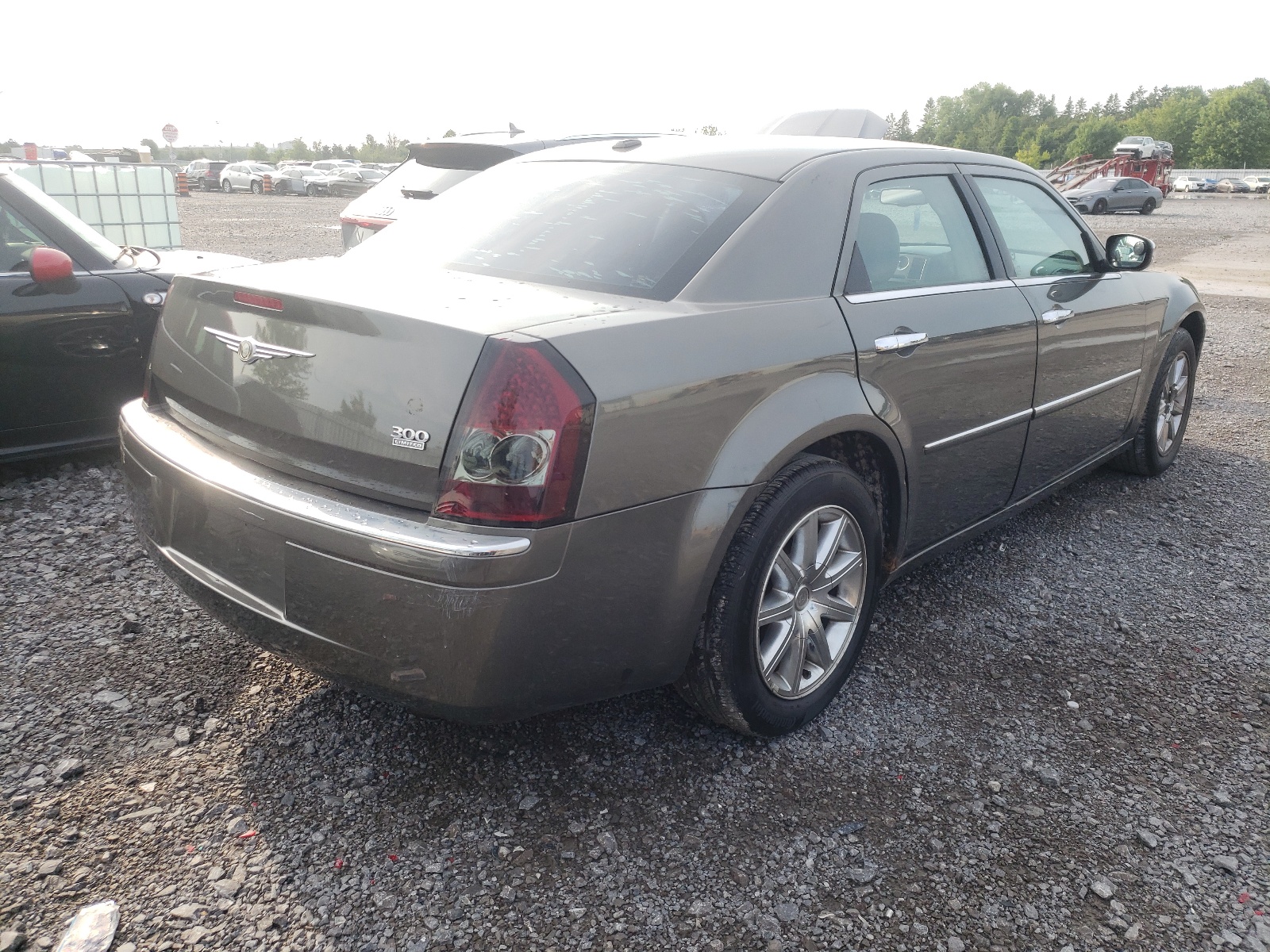 Фото 4 с аукциона – 2010 CHRYSLER 300 LIMITE с VIN 2C3CA3CV1AH126517