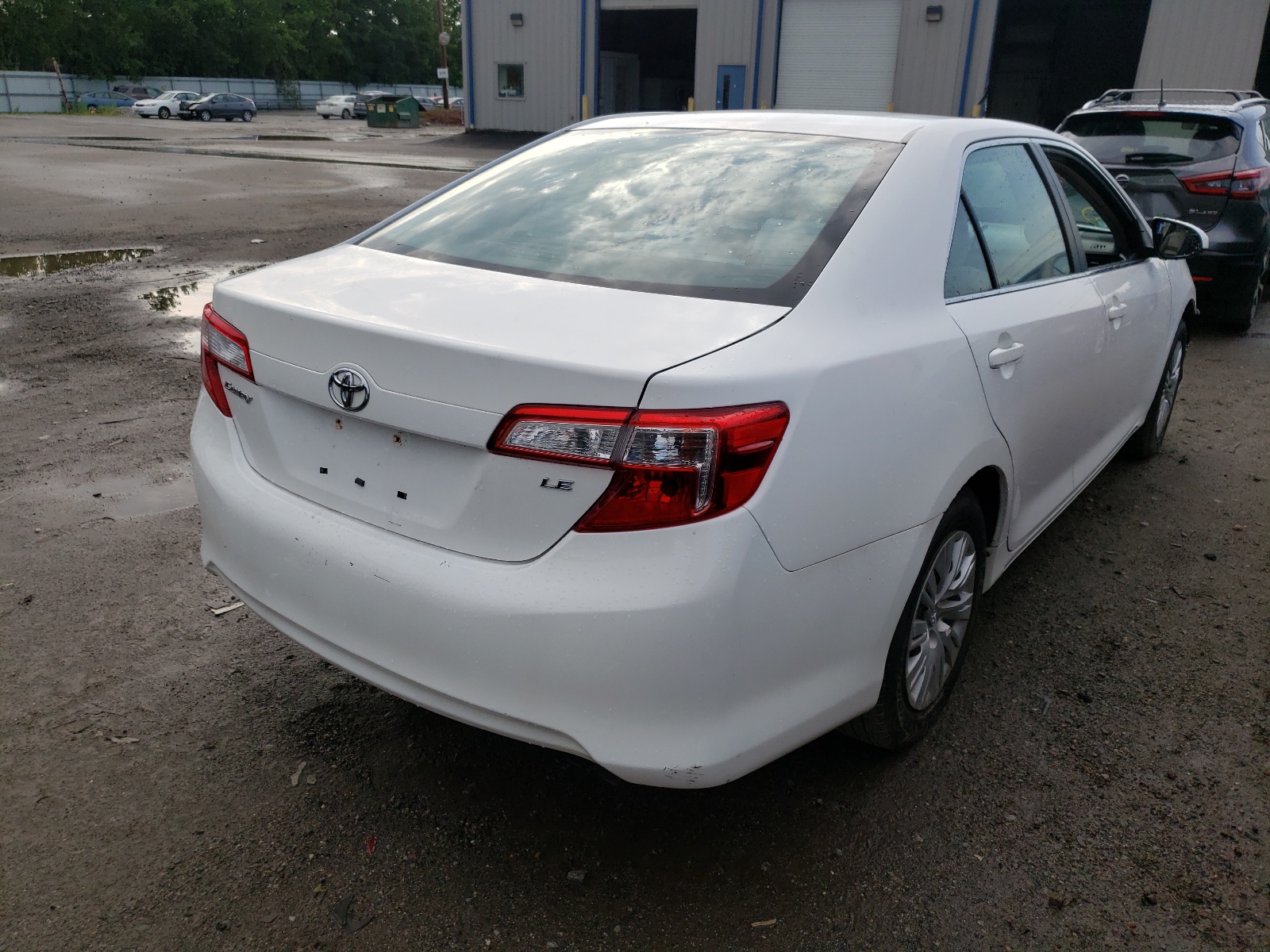 Photo 4 from auction – 2013 TOYOTA CAMRY L with VIN 4T4BF1FKXDR296859