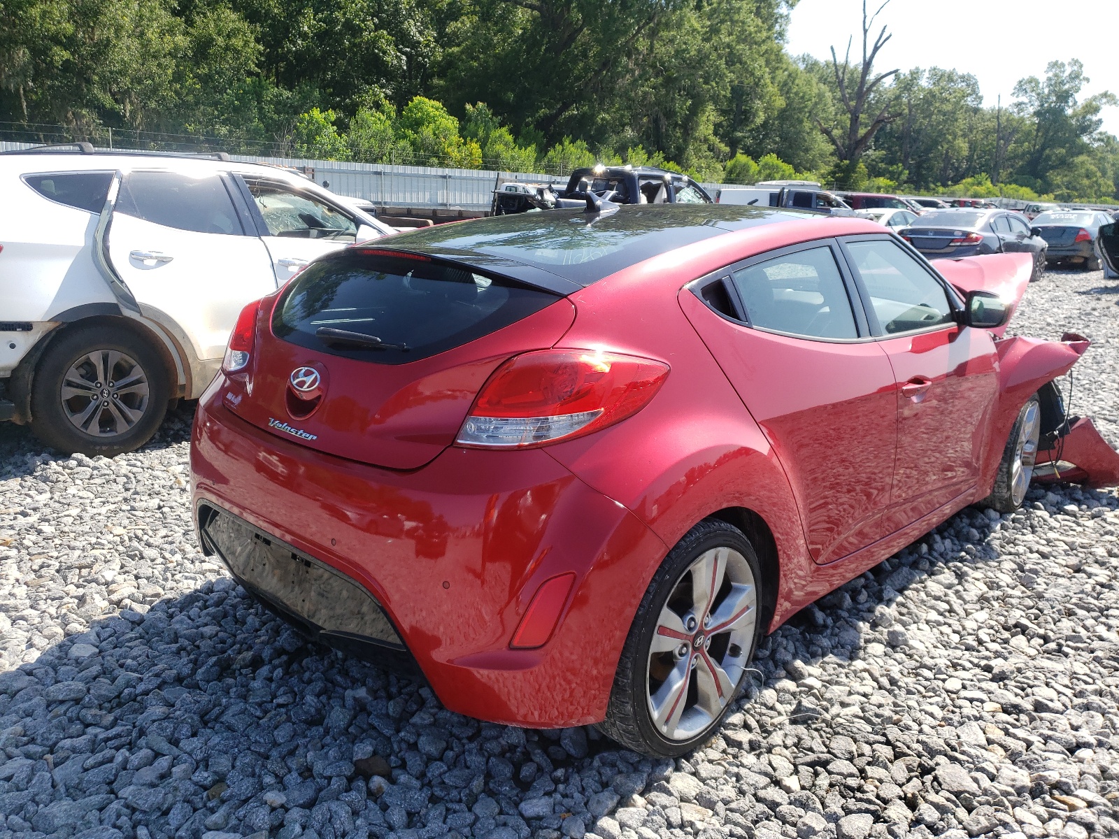 Photo 4 from auction – 2013 HYUNDAI VELOSTER with VIN KMHTC6AD9DU160462
